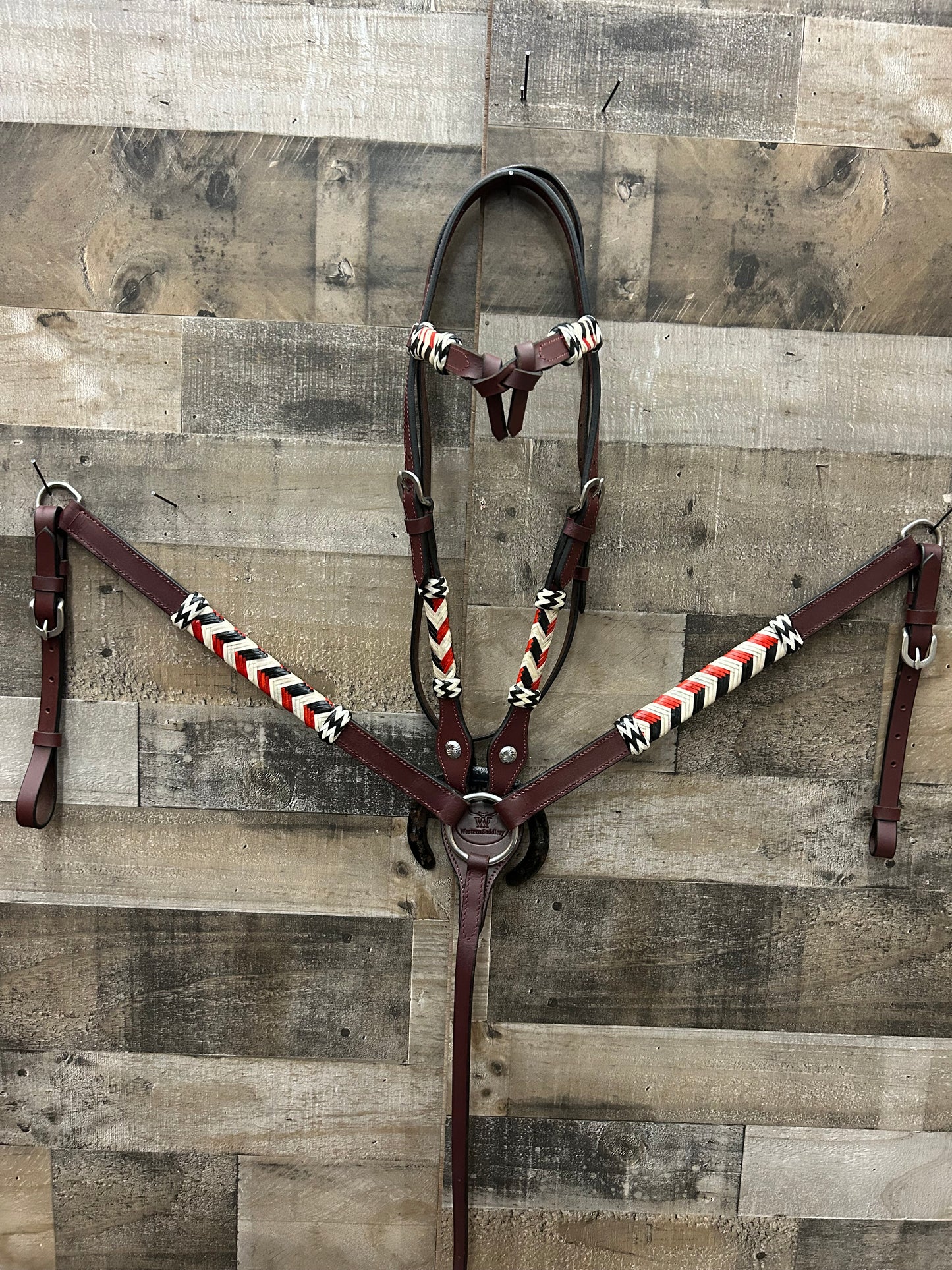 Hot Oiled Tack Set