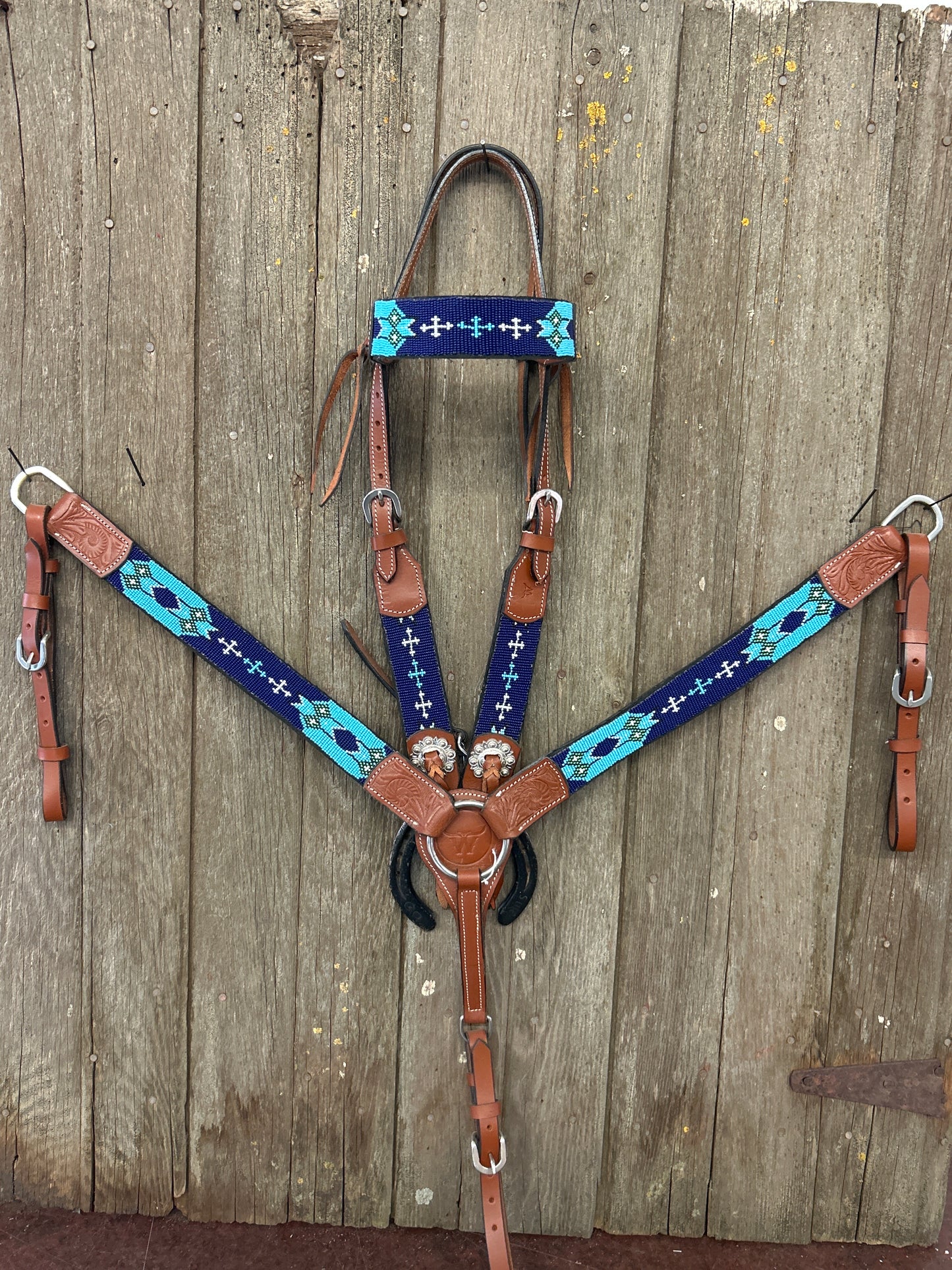 Beaded Tack Set ✳️ FREE SHIPPING ✳️