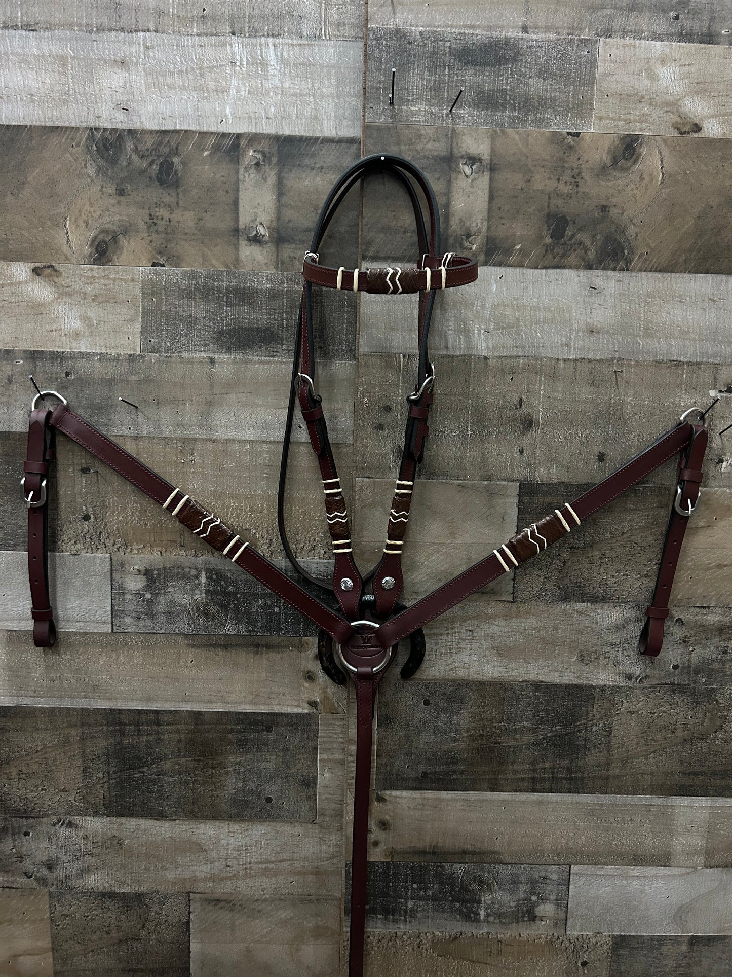 Hot Oiled Tack Set