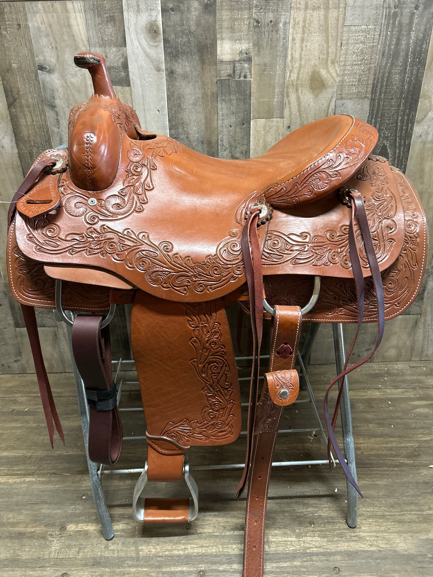 16" Western Draft Saddle 8" Gullet (Free Shipping )