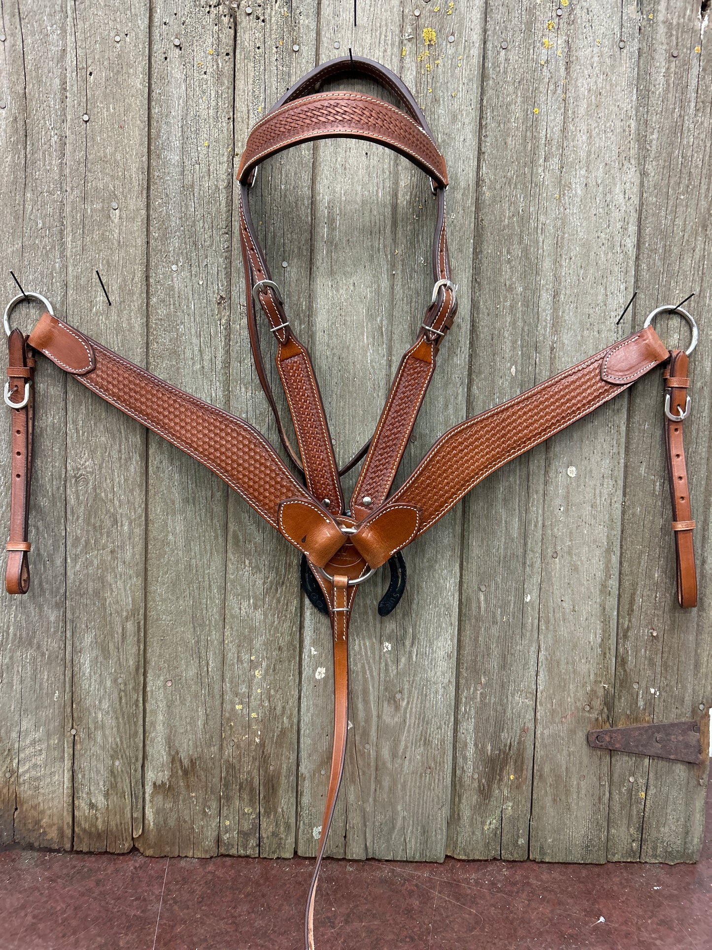Tack Set ✳️ FREE SHIPPING ✳️