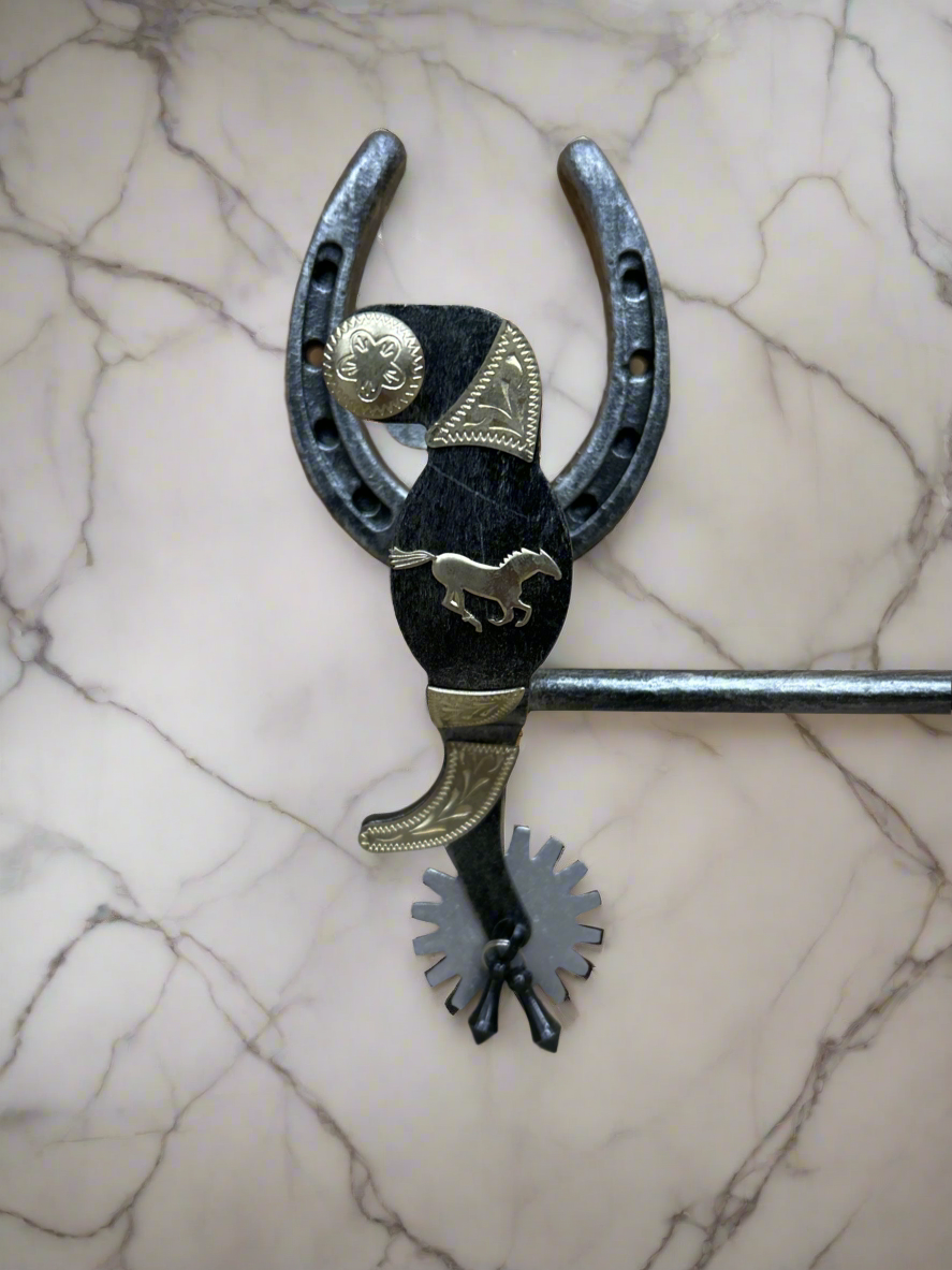 22” Metal Towel Bar With Fancy Spurs