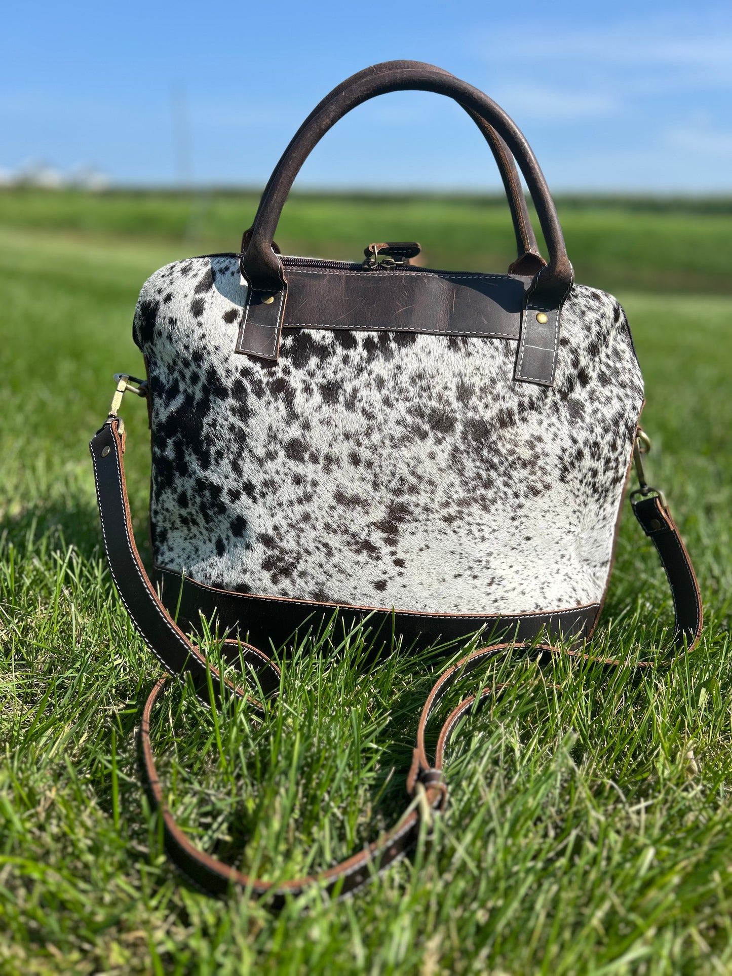 100% Leather with Cowhide 11x15x4