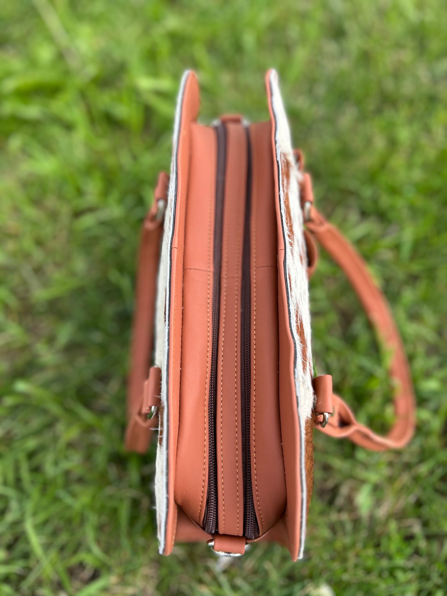 Leather Designer Dual Compartment Purse With Cowhide