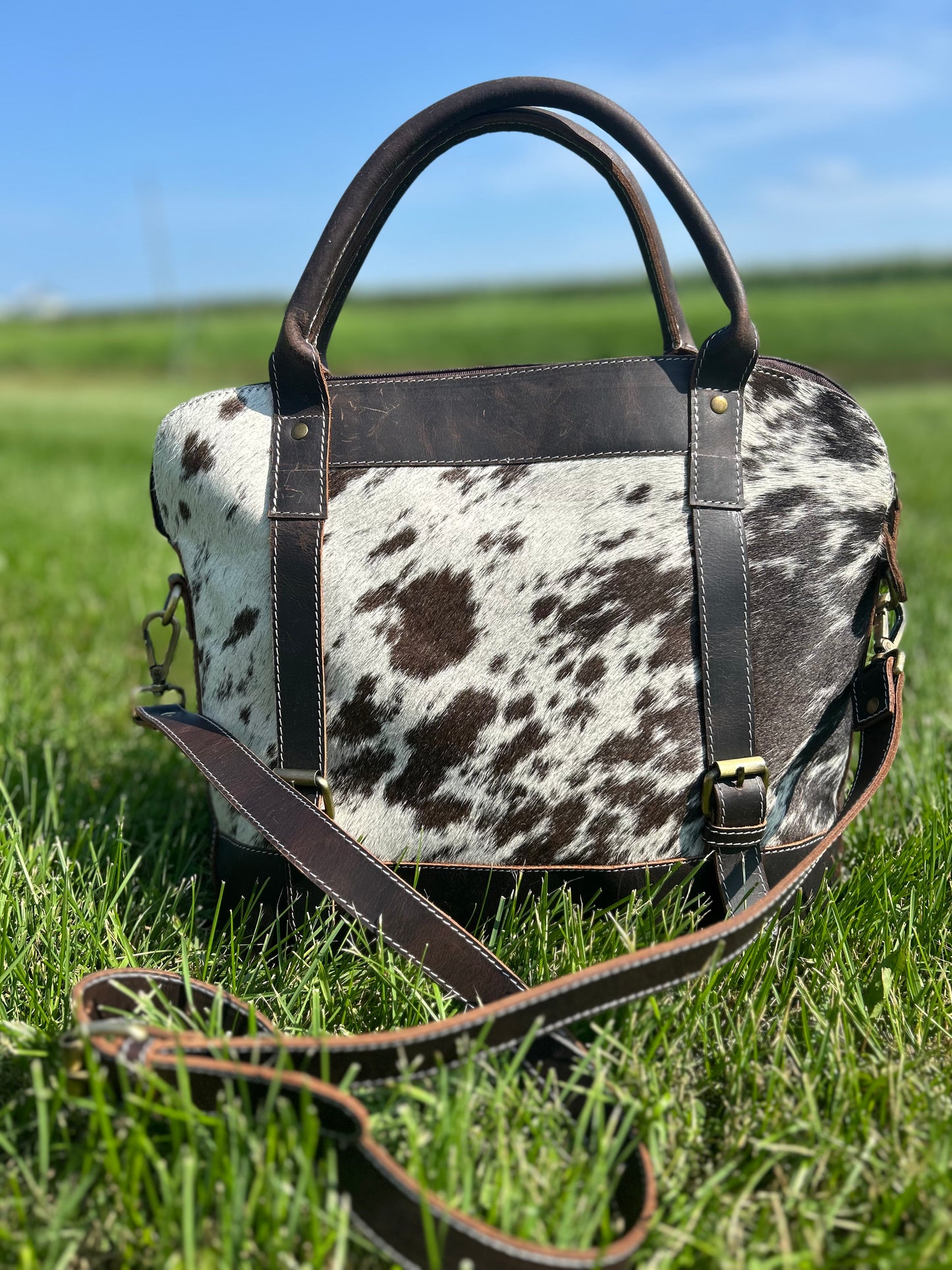 100% Leather with Cowhide 11x15x4