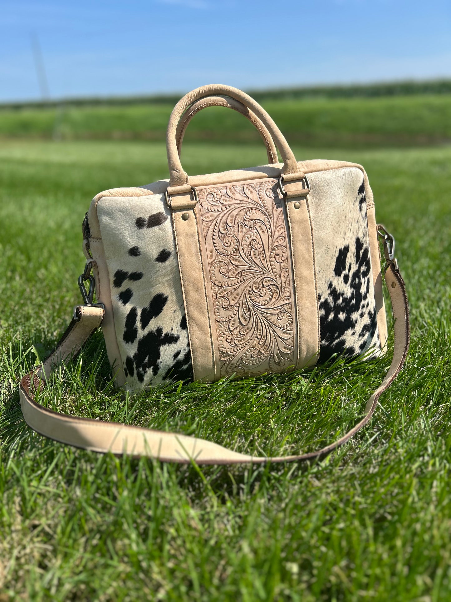 100% Leather With Cowhide 12x16x3