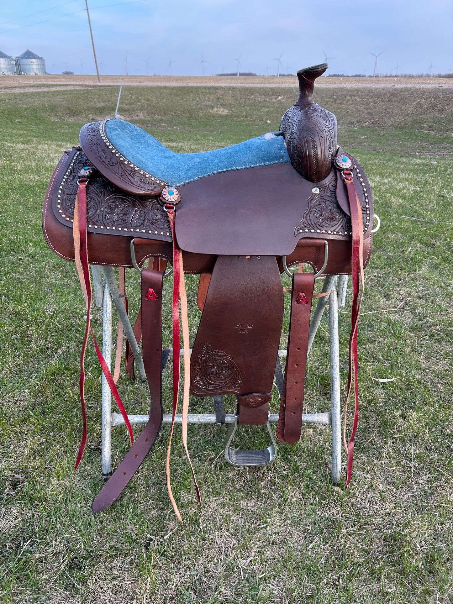 17” South Point Saddle with a 7” Gullet ✳️ FREE SHIPPING✳️