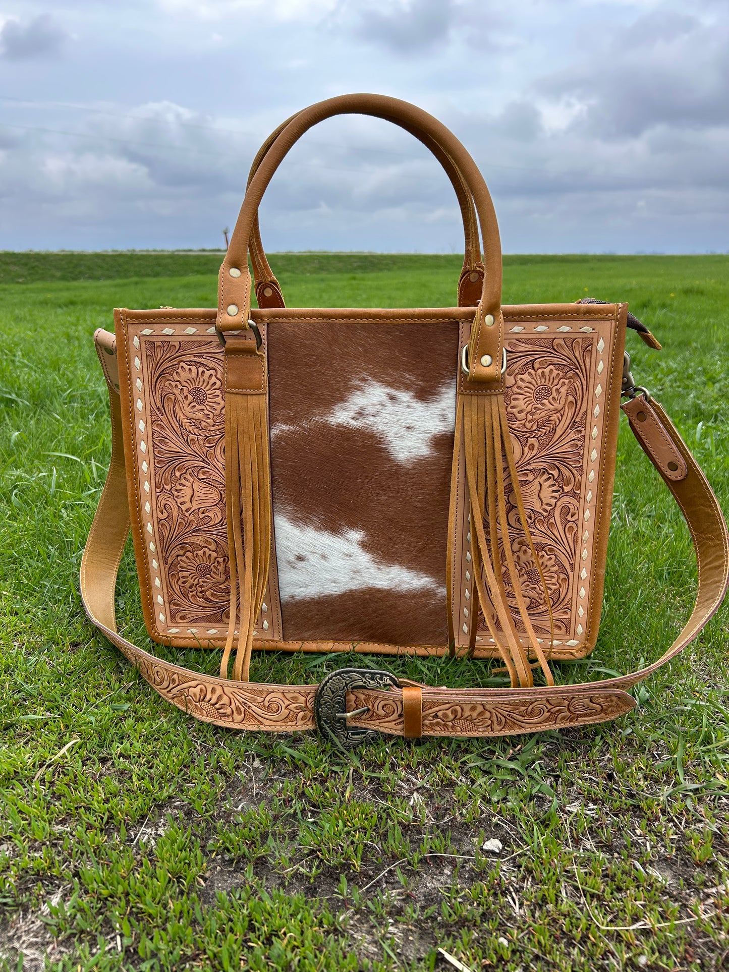100% Genuine Leather Purse/ Laptop Bag With Real Cowhide 14x16x4 ✳️Free Shipping ✳️