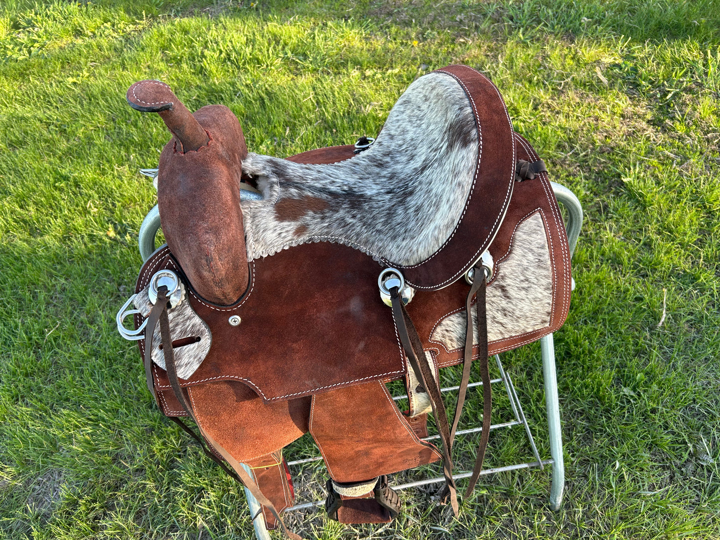 12” South Point Saddle With Real Cowhide 7” Gullet ✳️ Free Shipping ✳️
