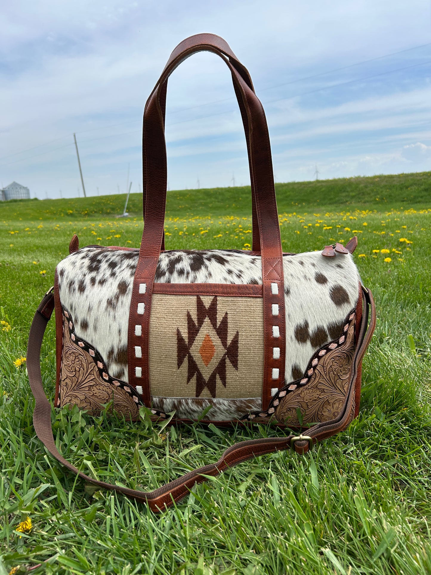 100% Genuine Buffalo Leather Duffel Bag 19x18x8 With Real Cowhide 8x8 Wool pocket On Front ✳️Free Shipping ✳️