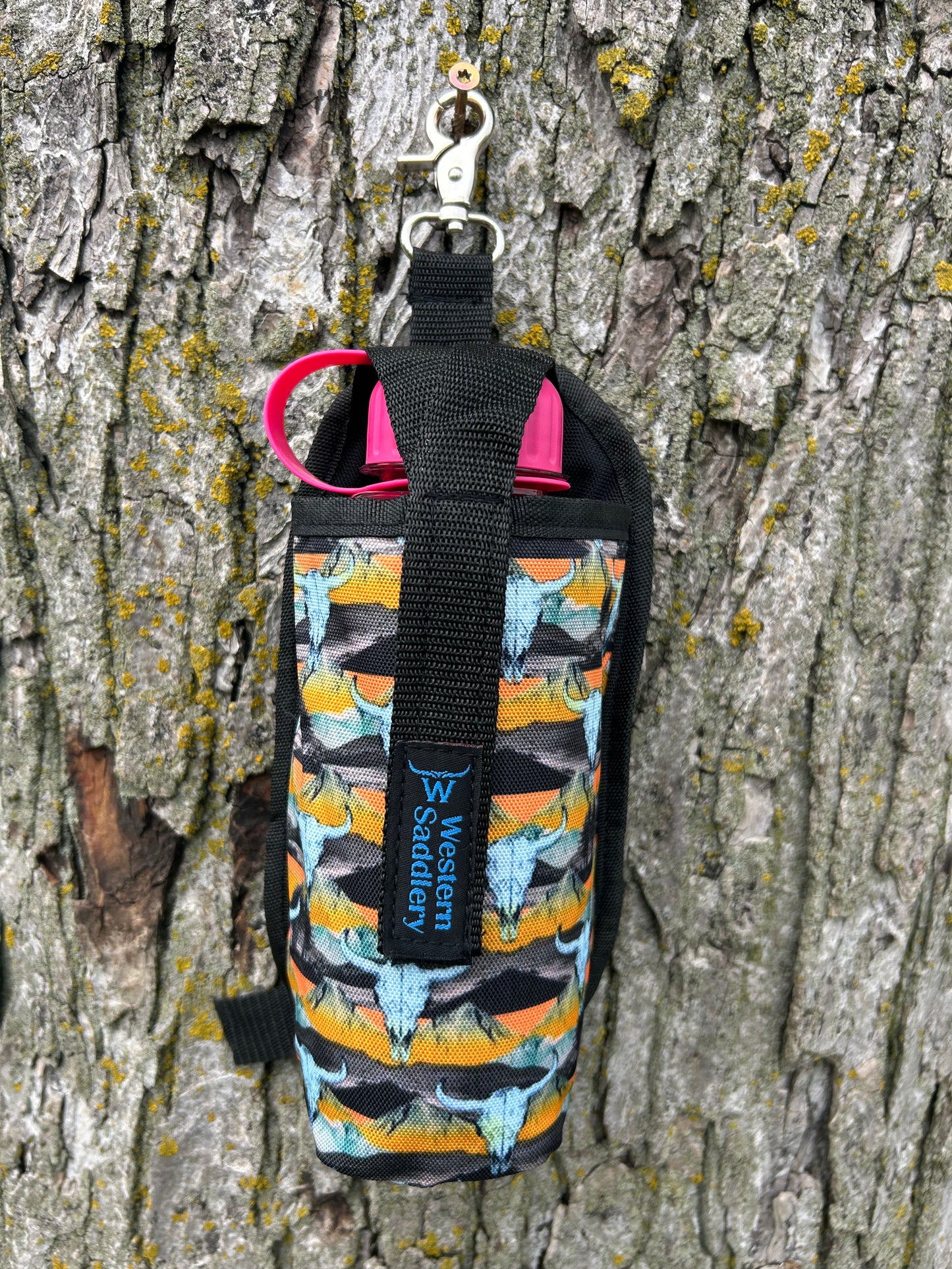 Insulated Water Bottle Carrier. Holds 16 to 32 oz Bottle