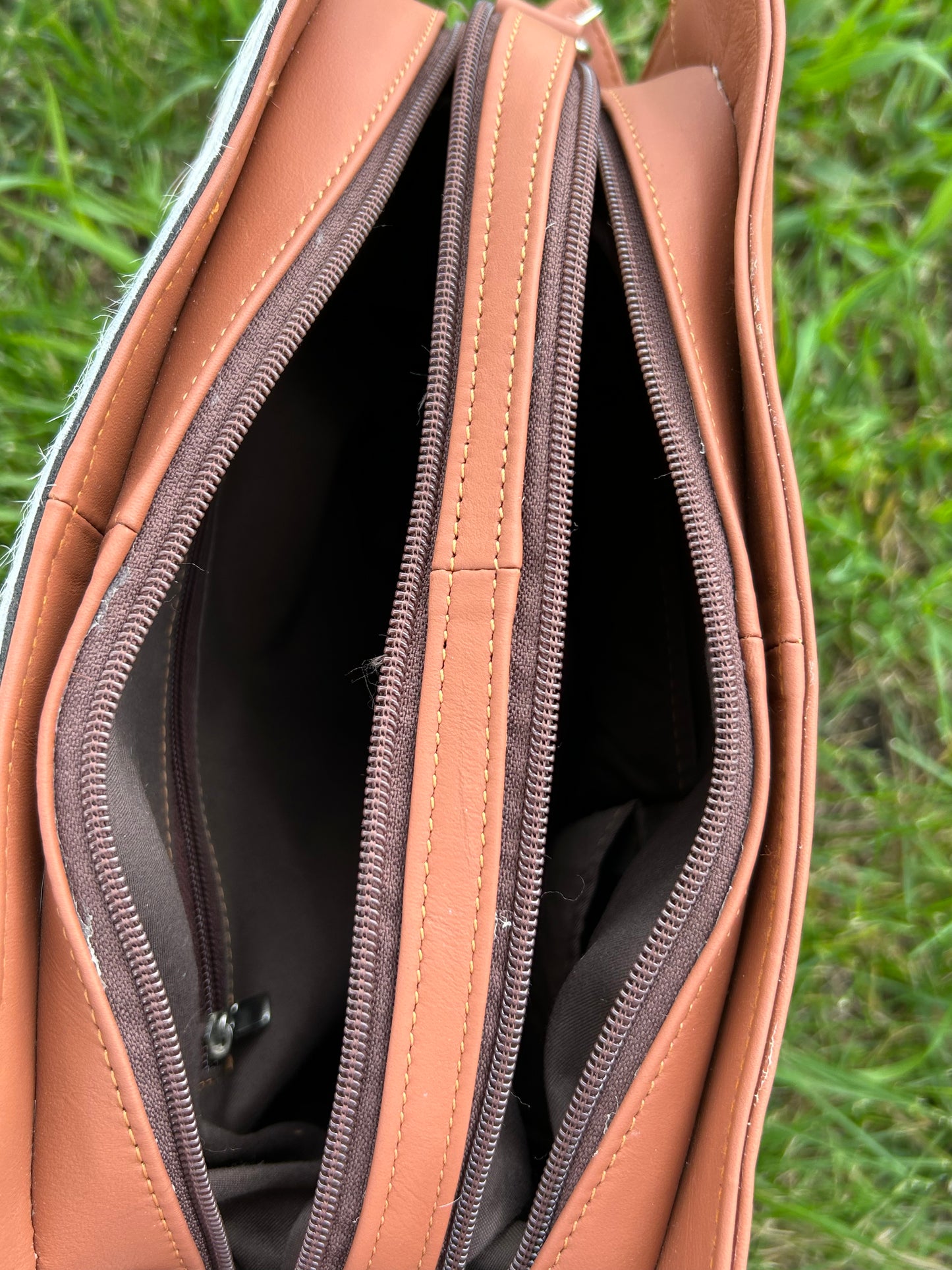 Leather Designer Dual Compartment Purse With Cowhide