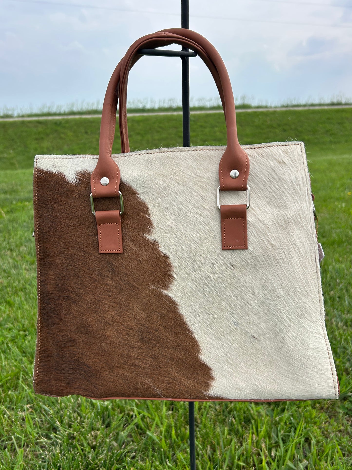 Leather Designer Dual Compartment Purse With Cowhide