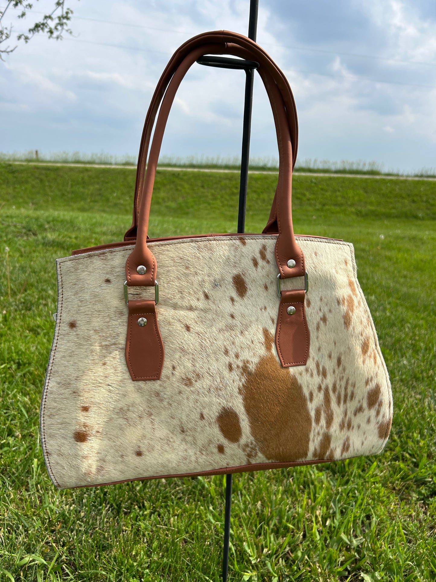 Leather Designer Dual Compartment Purse With Cowhide