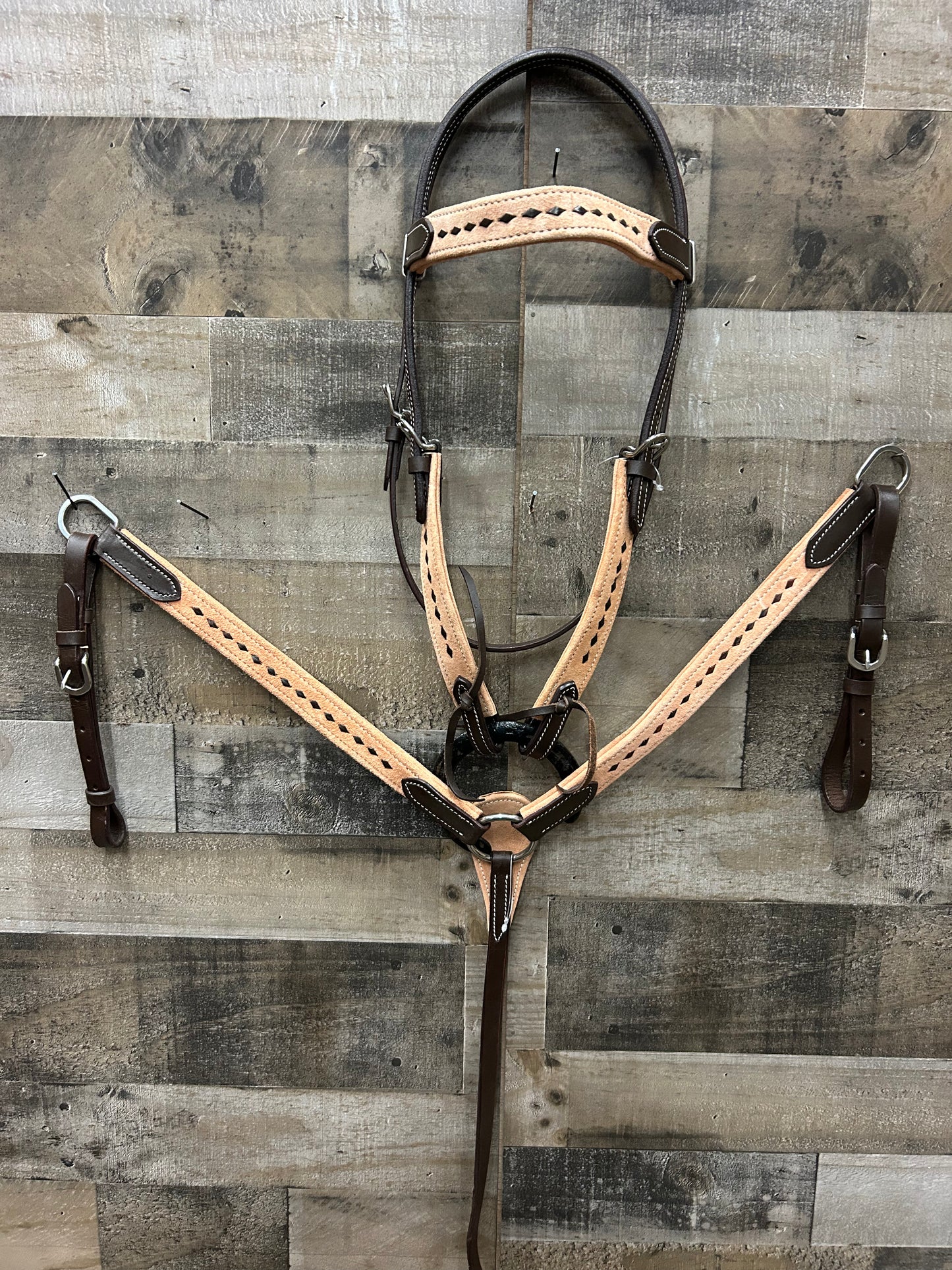 Rough Out Tack Set