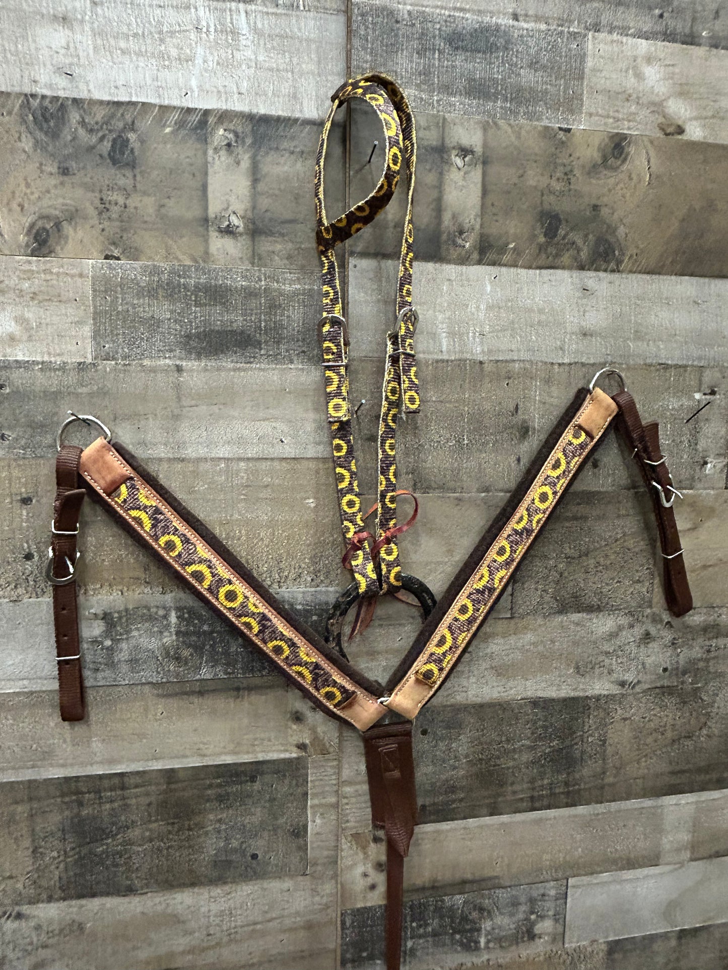 Sunflower Tack Set