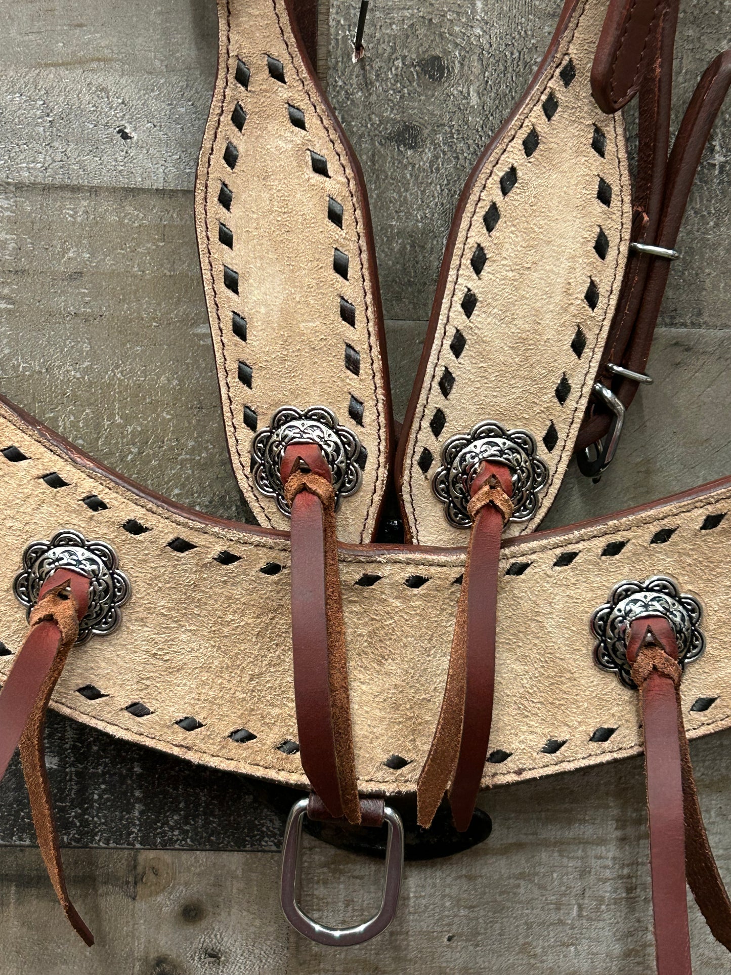 Nice Rough Out Set By South Point Saddlery
