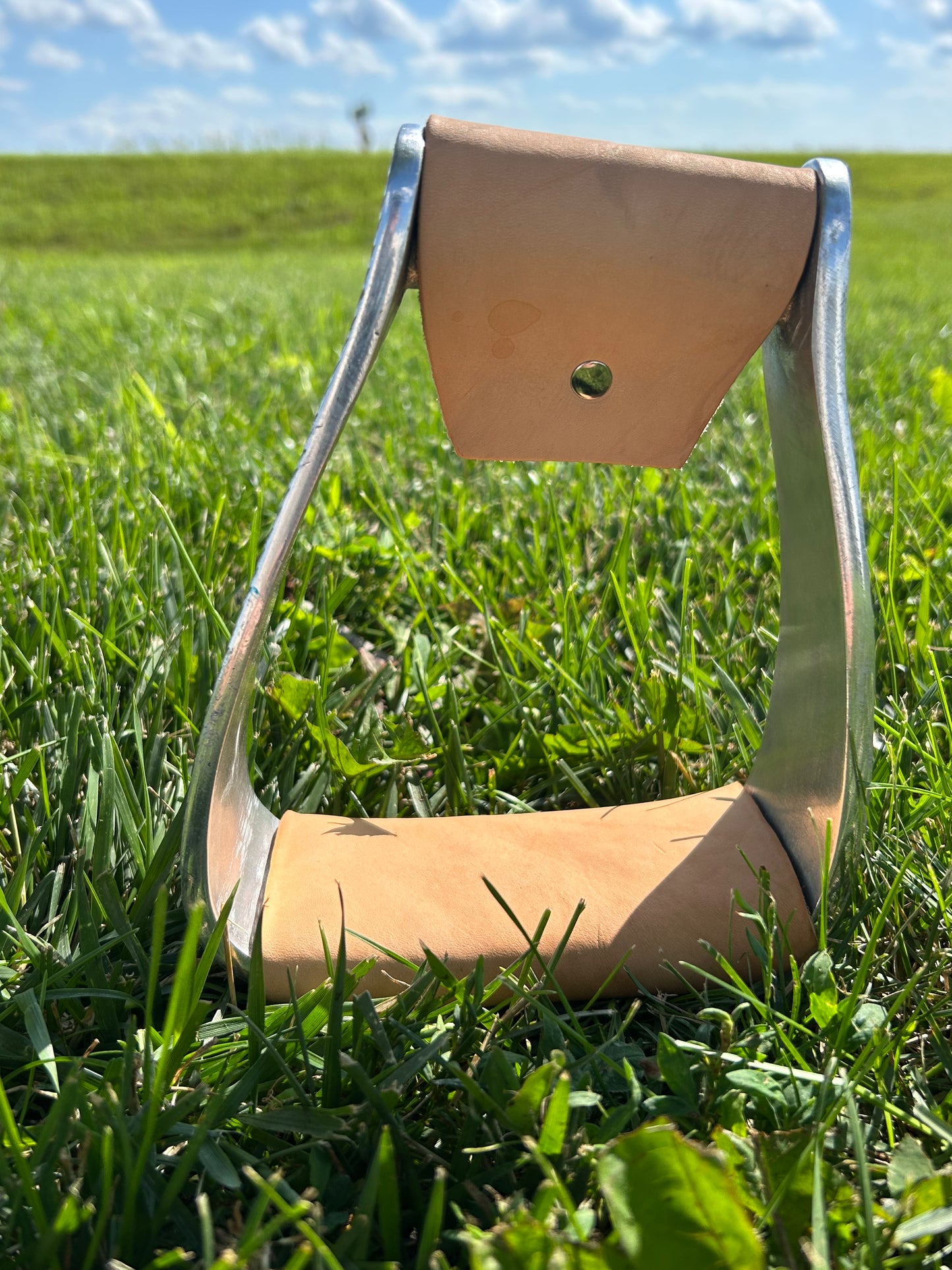 Slanted Stirrups 5.5” Wide