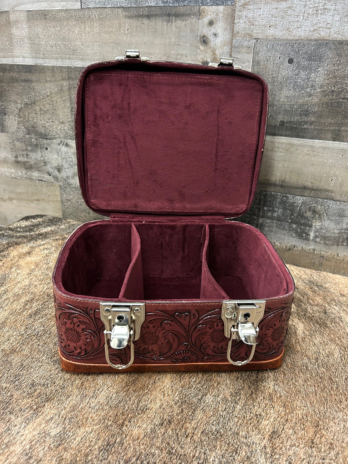 100% Leather Hand Tooled Jewelry Travel Case with Locking Latches 8x10x7