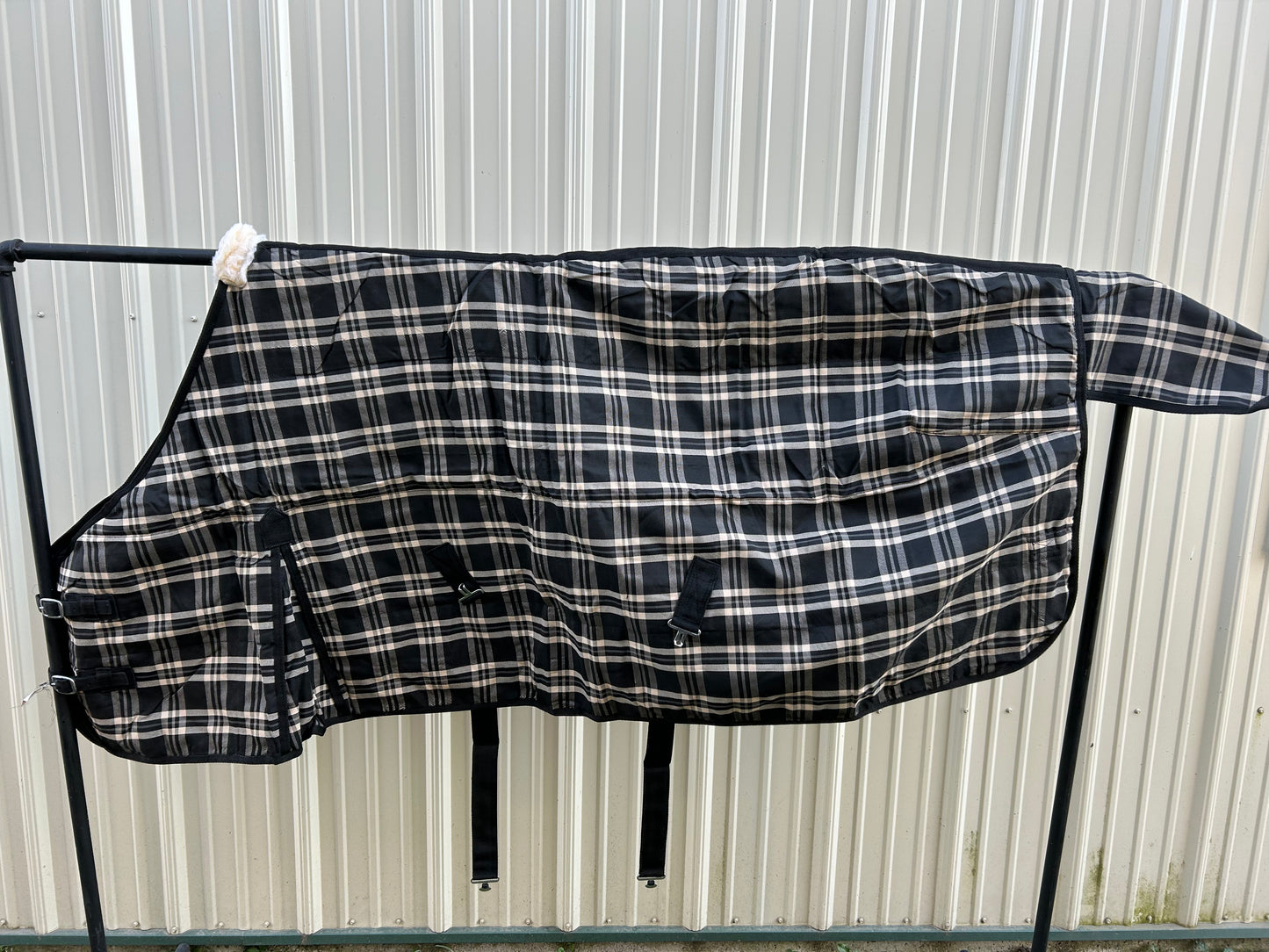 74” RESISTANCE 1200D 300 Fill Turn Out Blanket