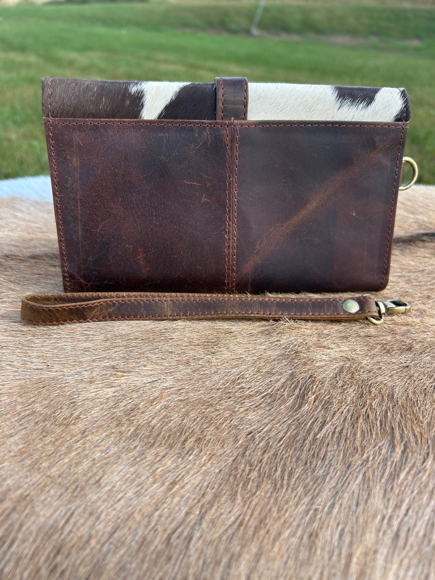 4”x8”Clutch ❇️ Free Shipping ❇️