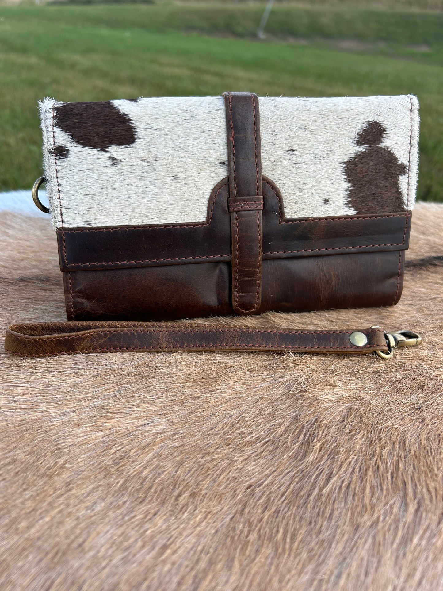 4”x8” Clutch ❇️Free Shipping ❇️