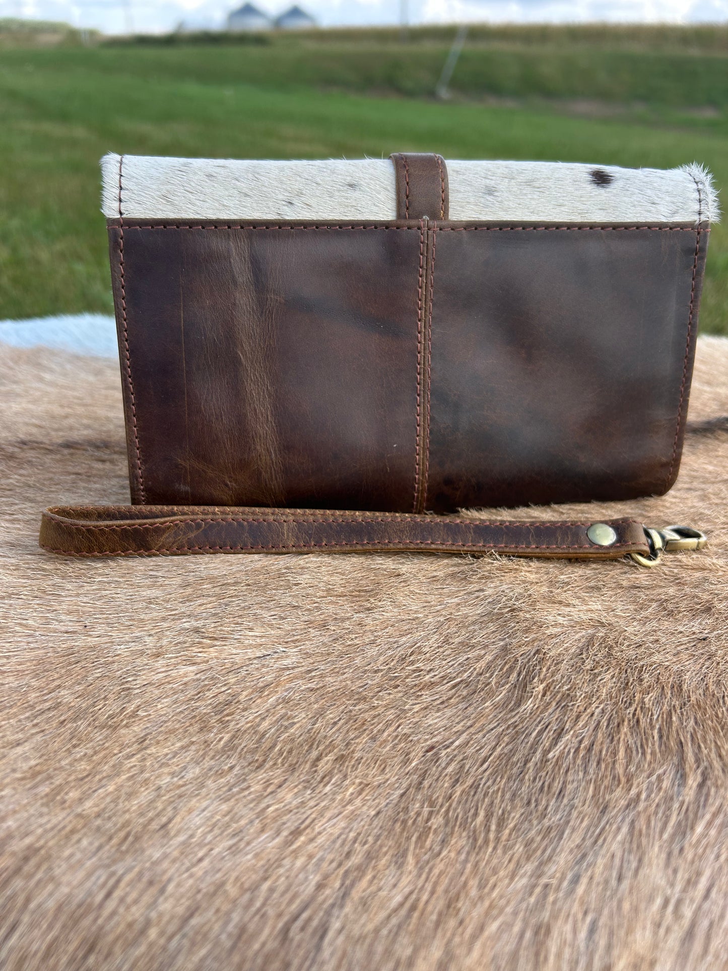4”x8” Clutch ❇️Free Shipping ❇️