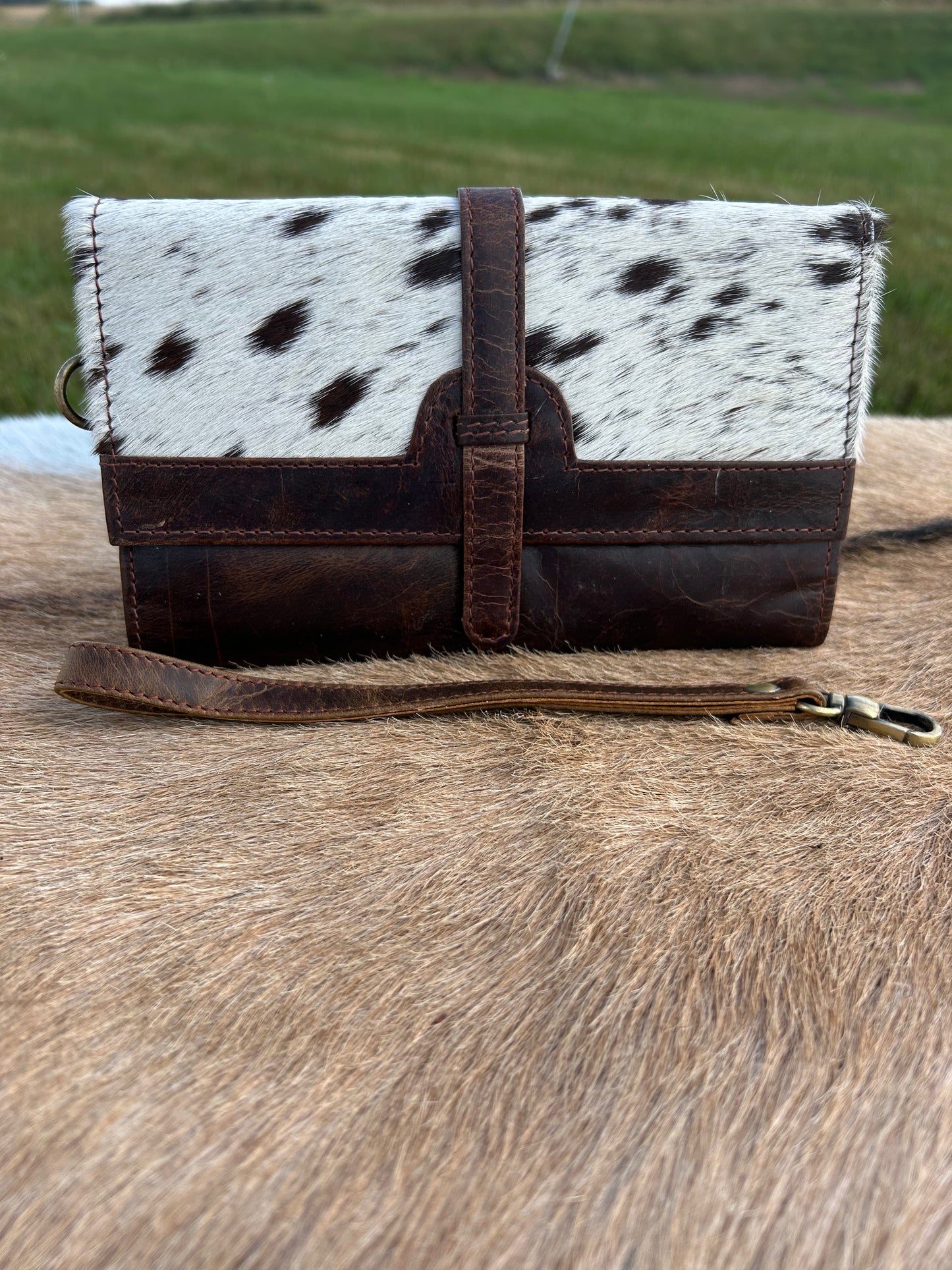 4”x8” Clutch ❇️Free Shipping ❇️