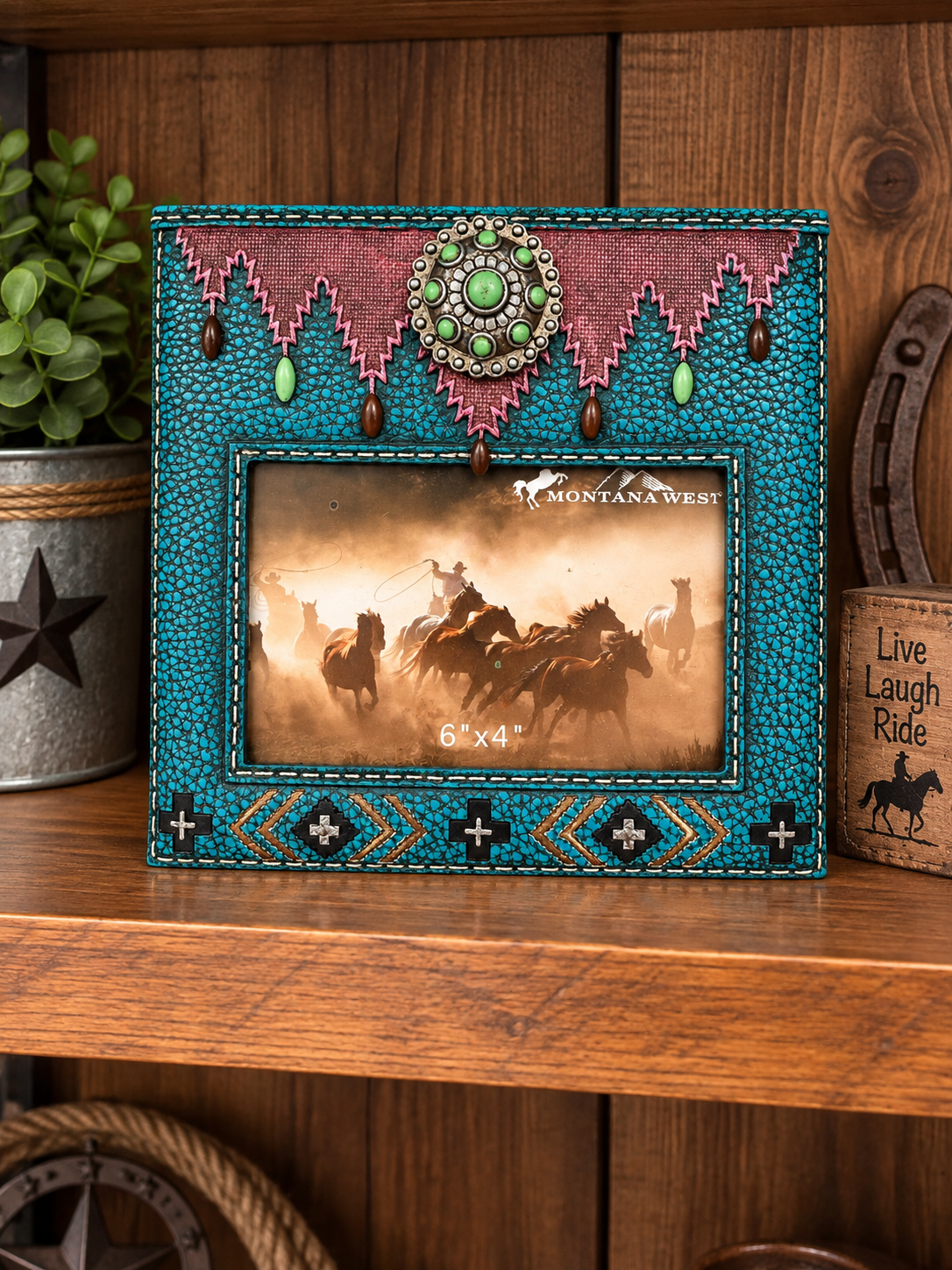 Western Style Picture Frame Holds A 6x4 Picture