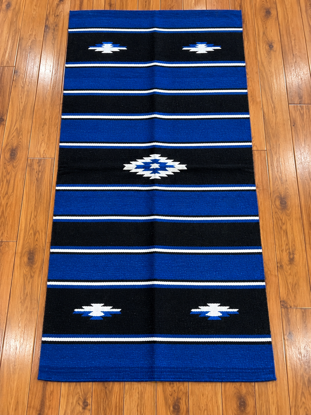 30”x60” Acrylic polyester blend rug. Great for house or trailer