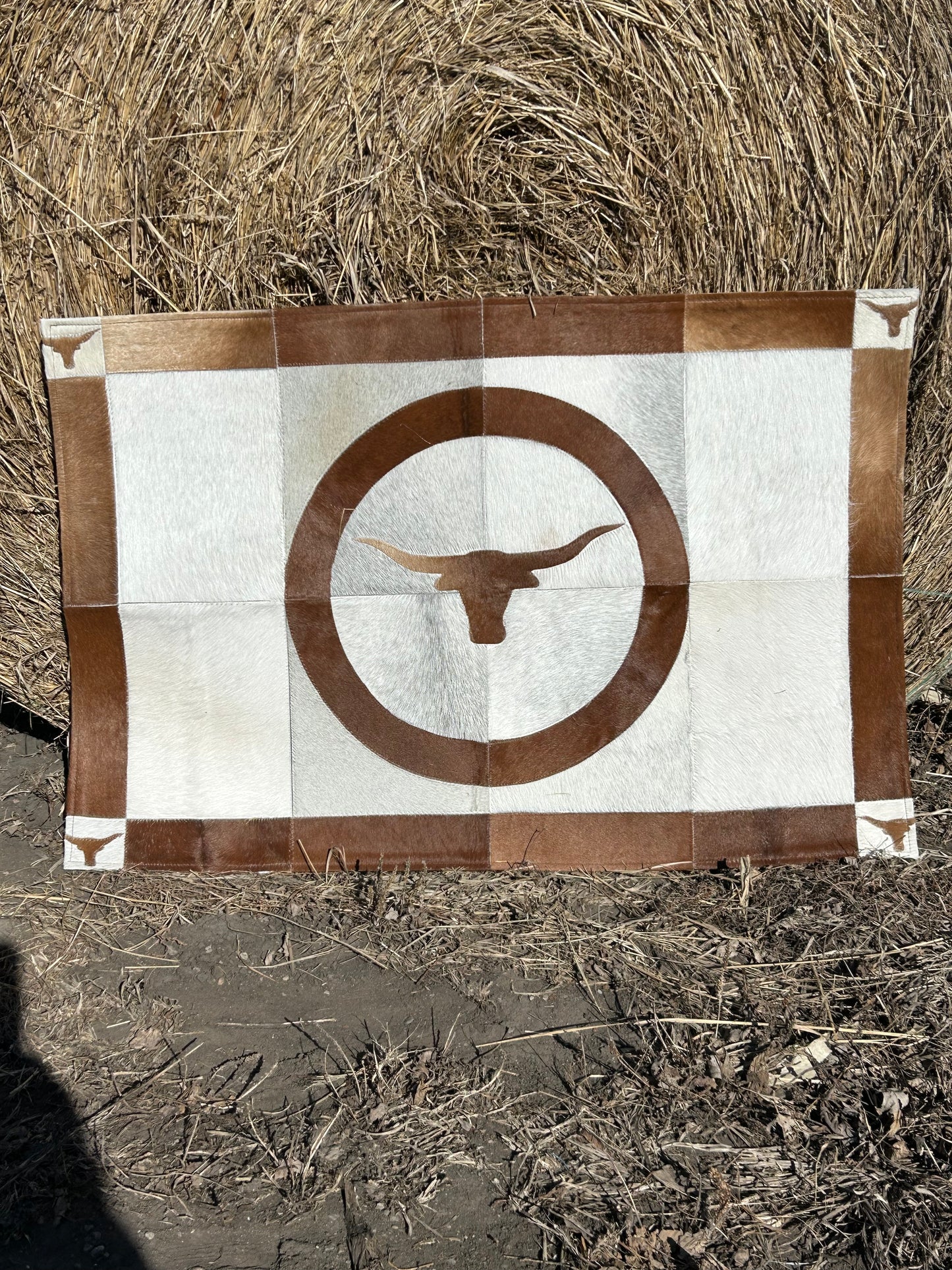 2’ x 3’ Cowhide Rug ✳️ FREE SHIPPING✳️