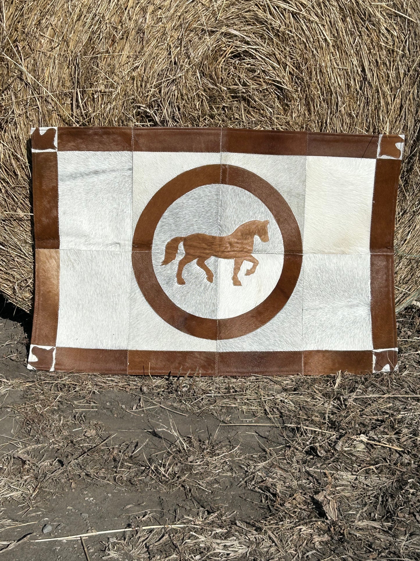 2’ x 3’ Cowhide Rug ✳️ FREE SHIPPING✳️