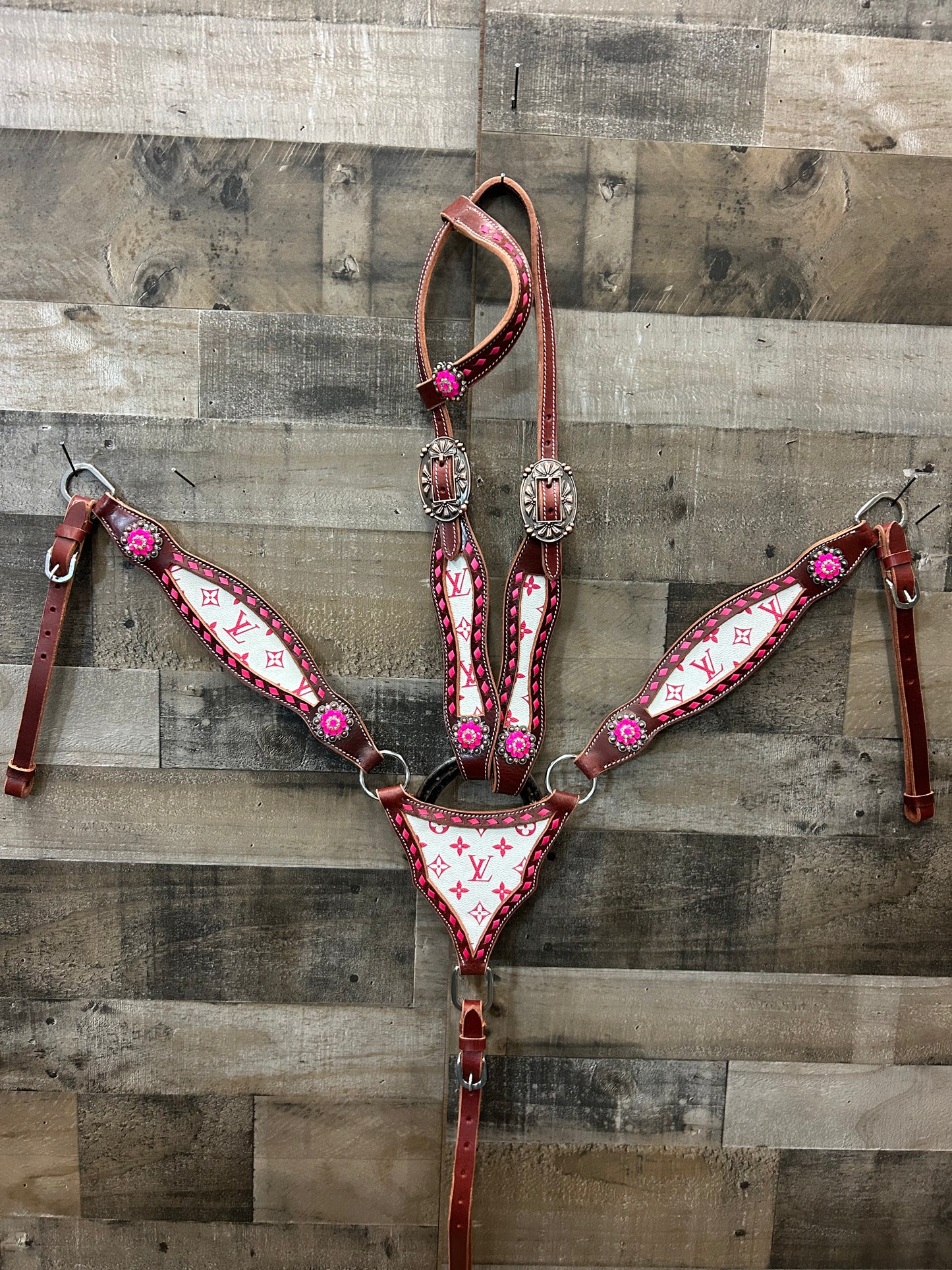 Nice Tack Set US Leather