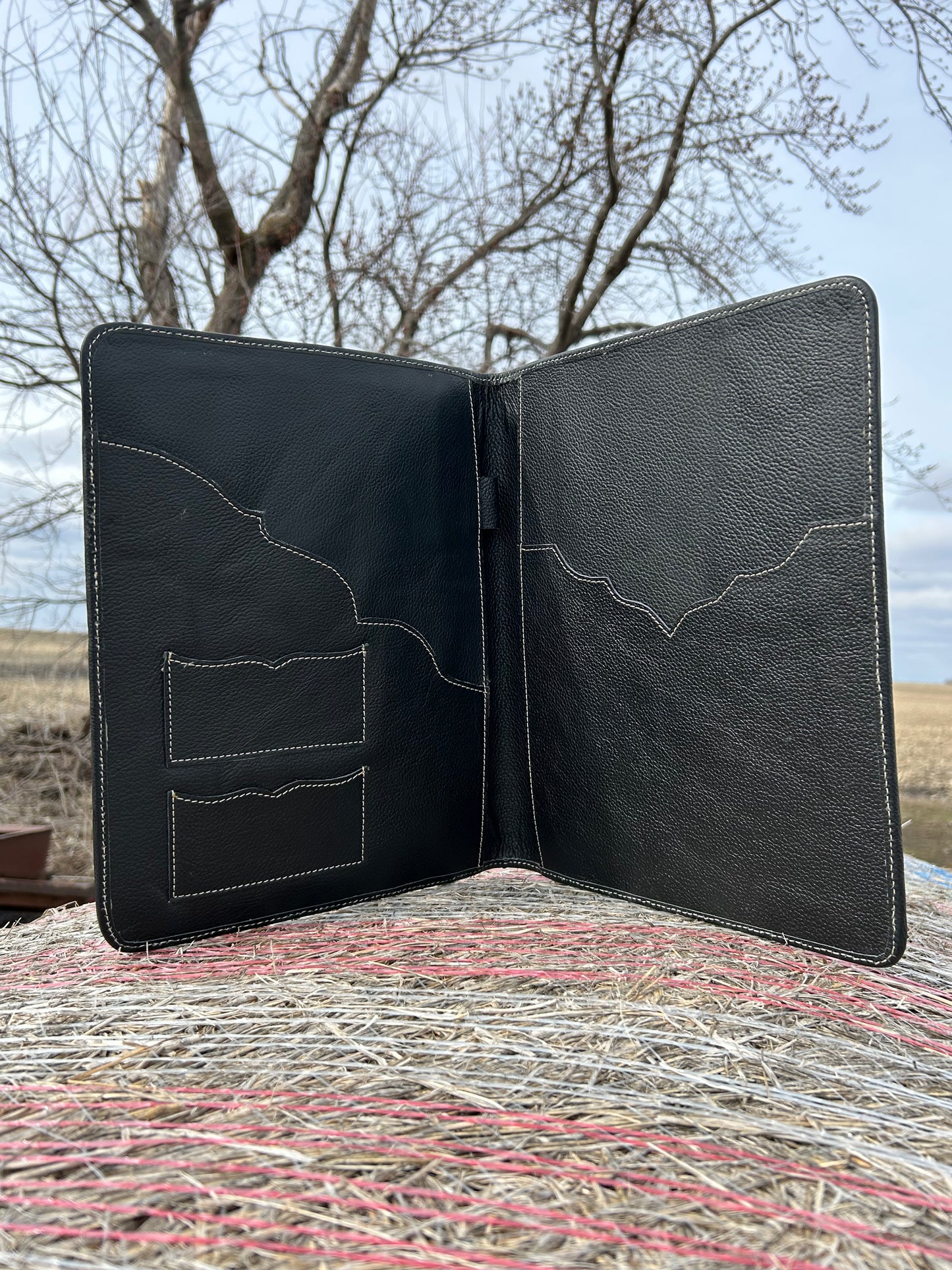 10x12 Leather Portfolio ✳️ FREE SHIPPING✳️
