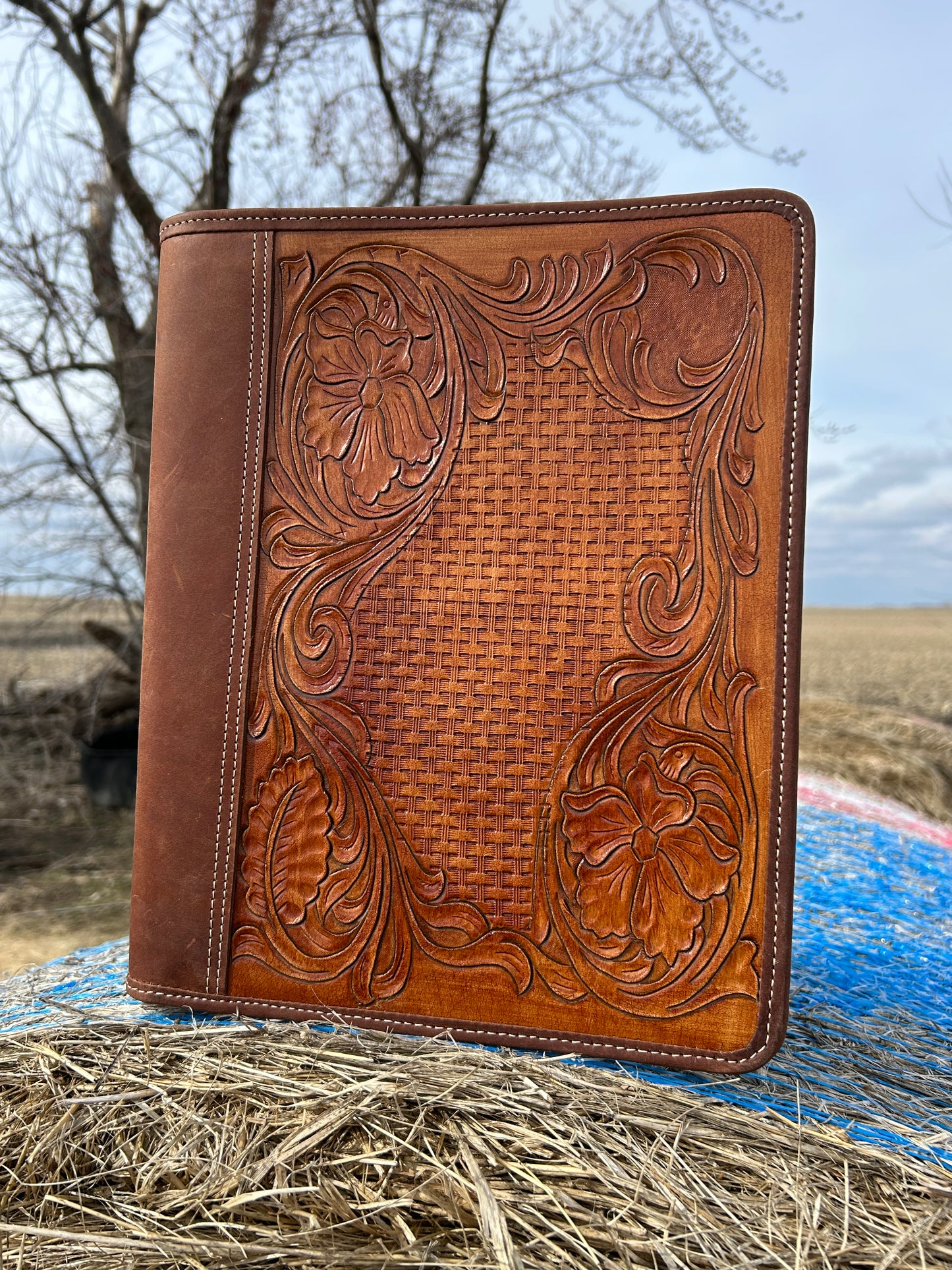 10x12 Leather Portfolio ✳️ FREE SHIPPING✳️