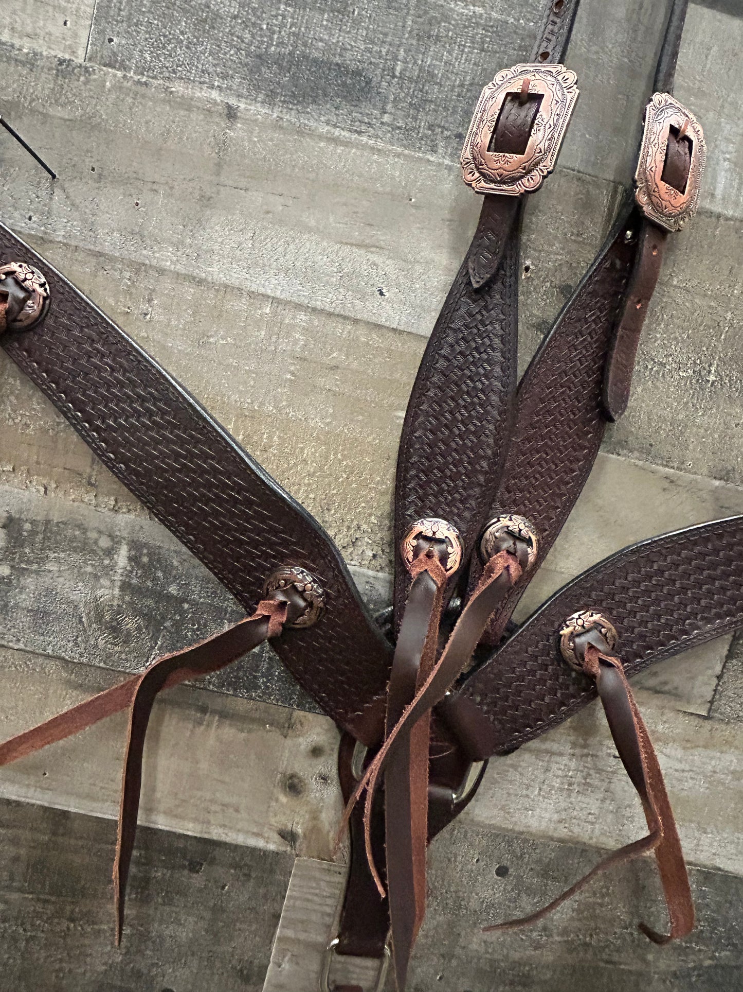 Hot Oiled Tack Set