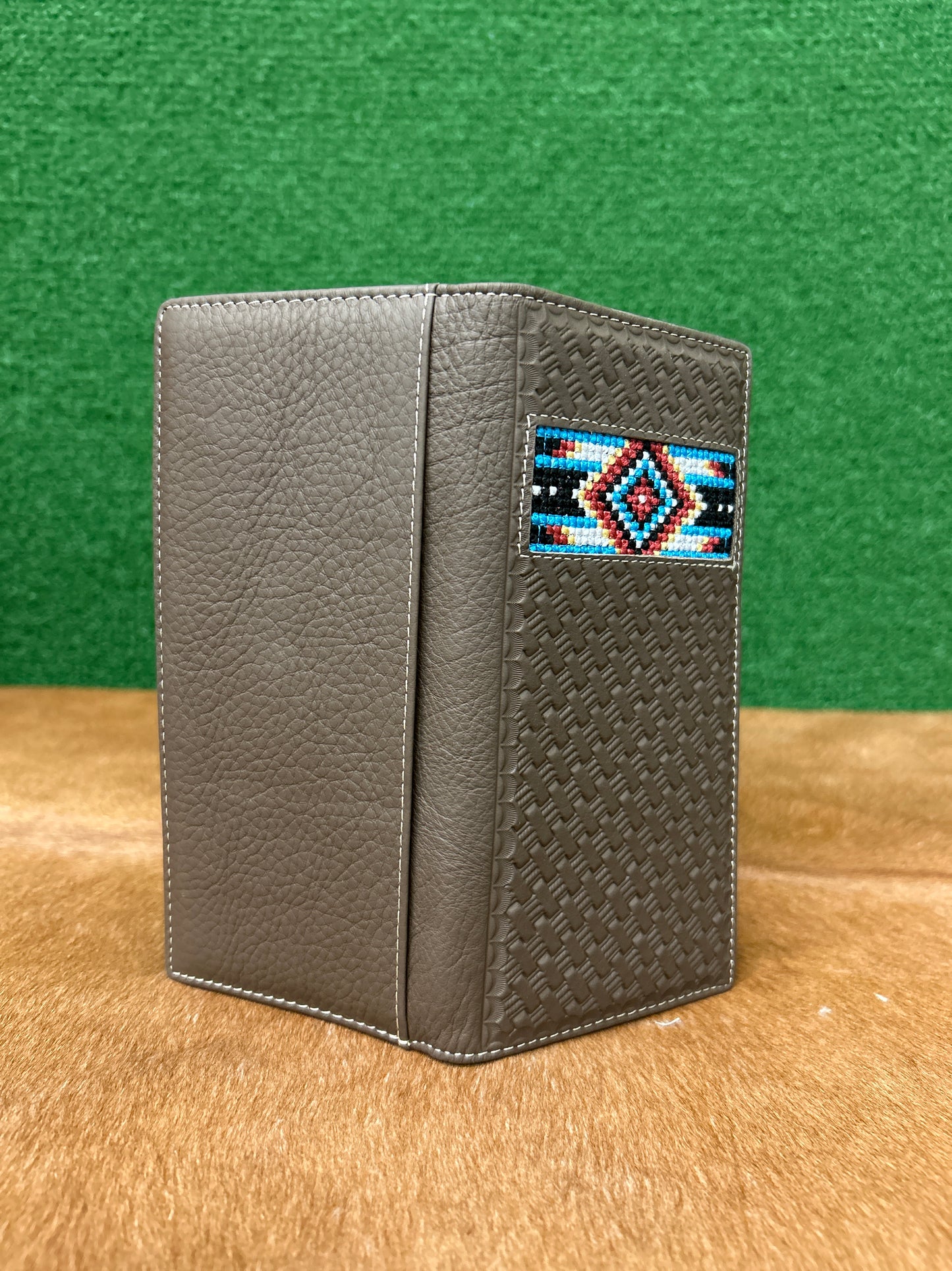 Men’s Wallet With Embroidery