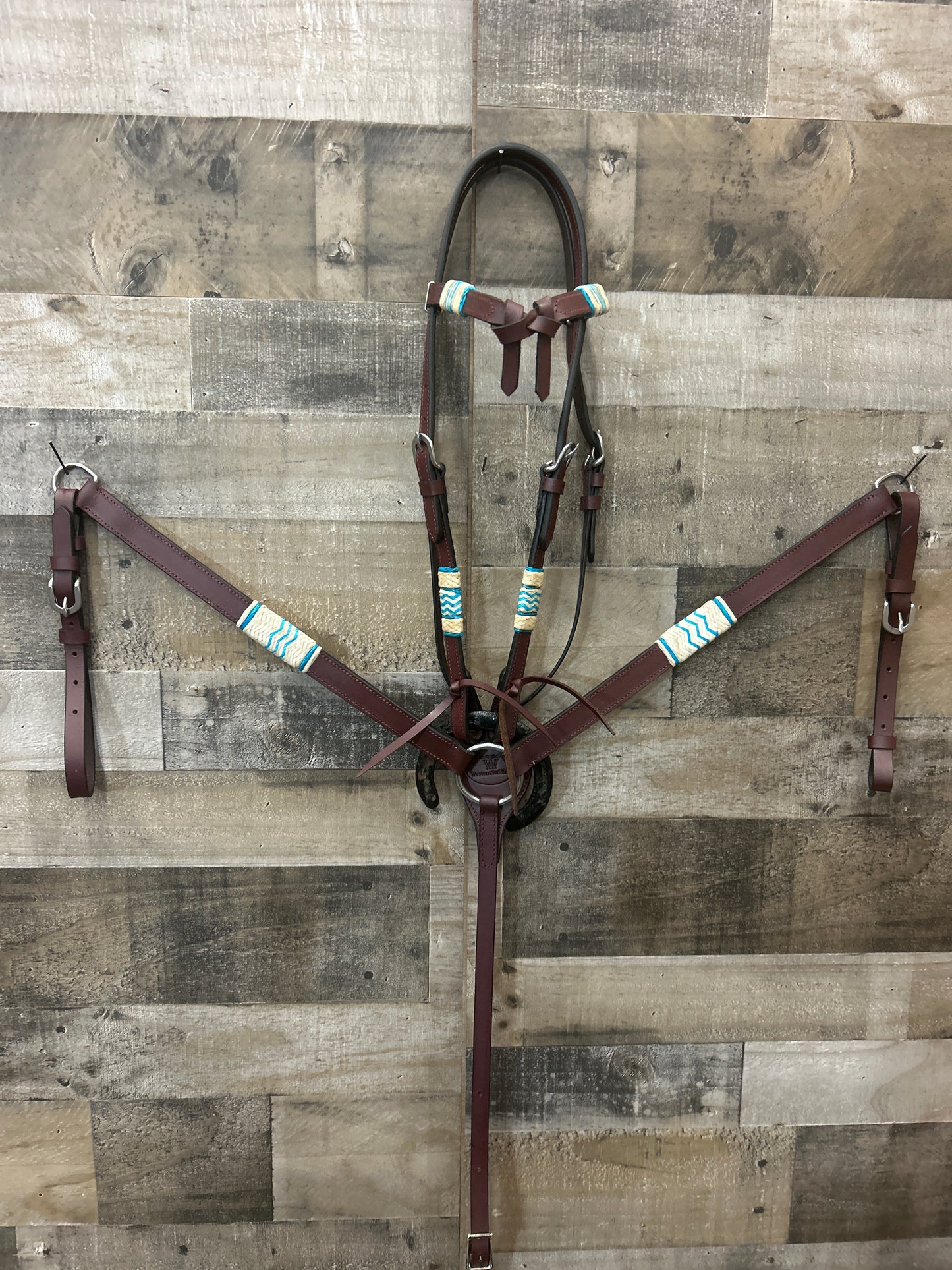 Hot Oiled Tack Set With Rawhide