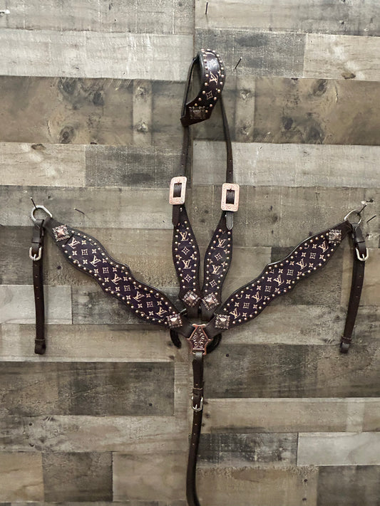 Hot Oiled Tack Set