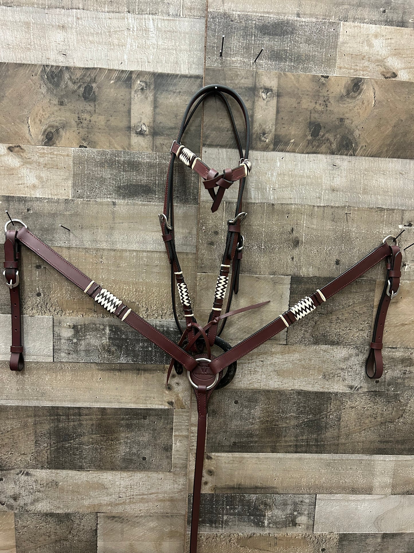 Hot Oiled Tack Set