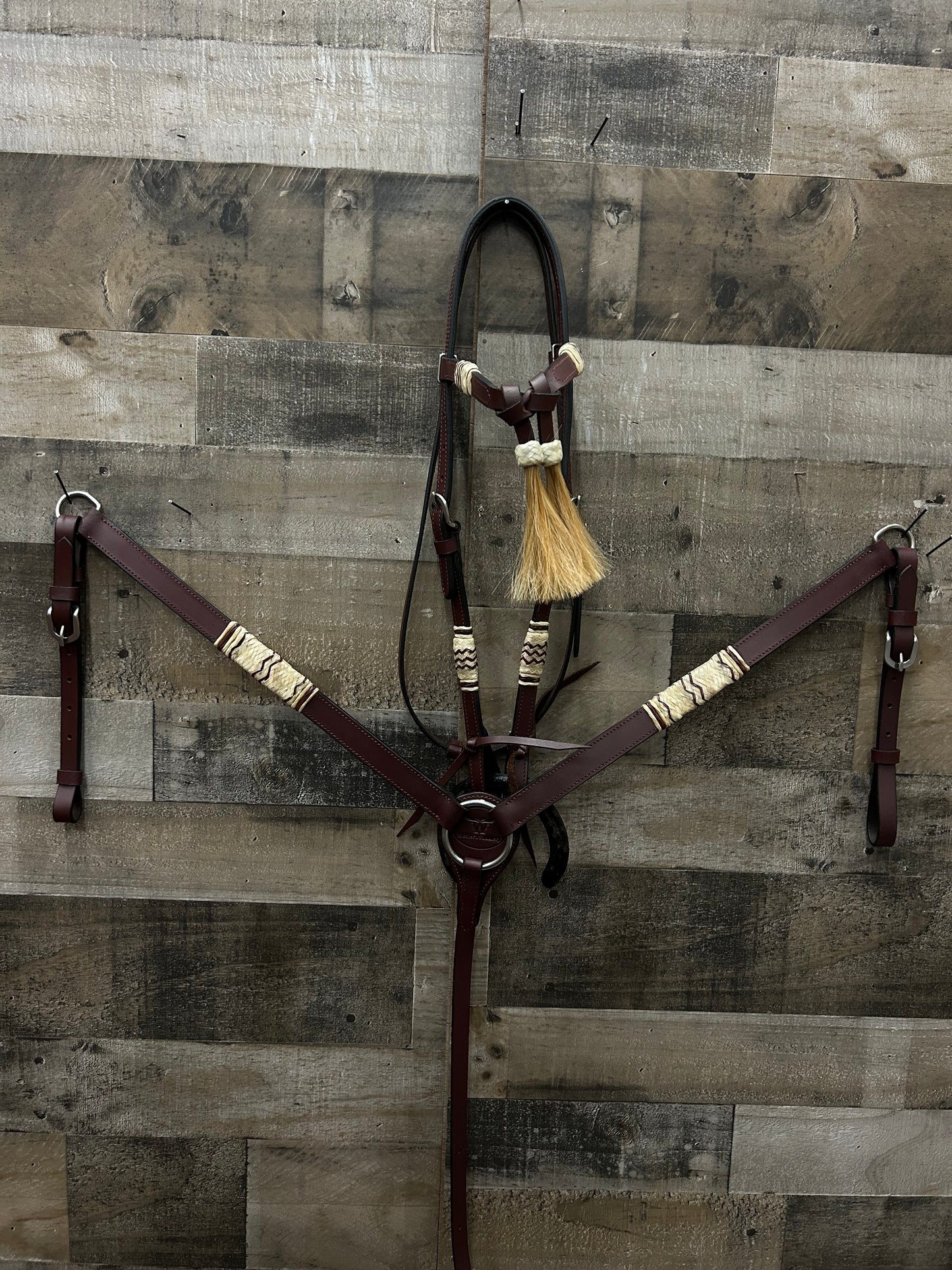 Hot Oiled Tack Set
