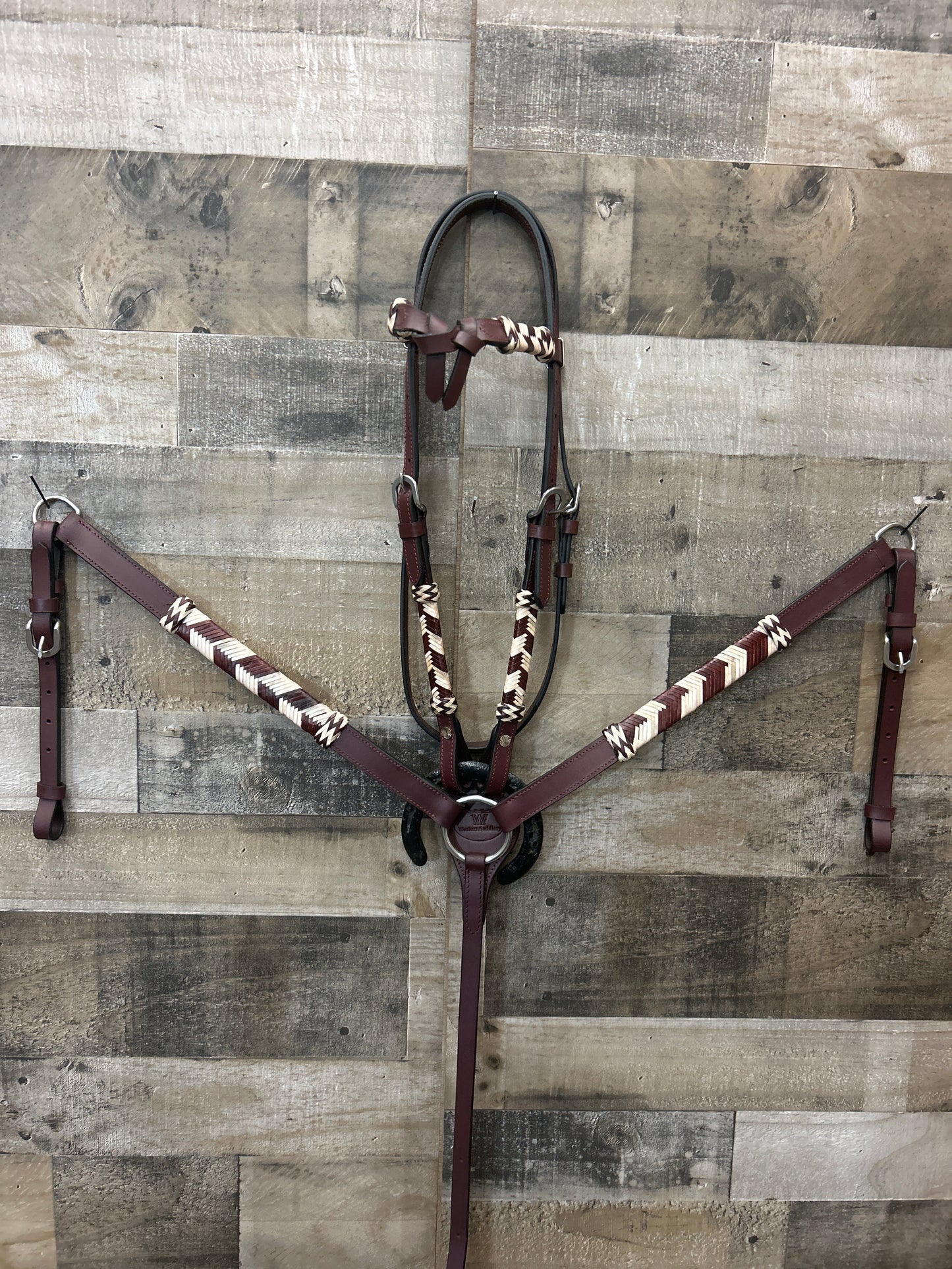 Hot Oiled Tack Set With Rawhide