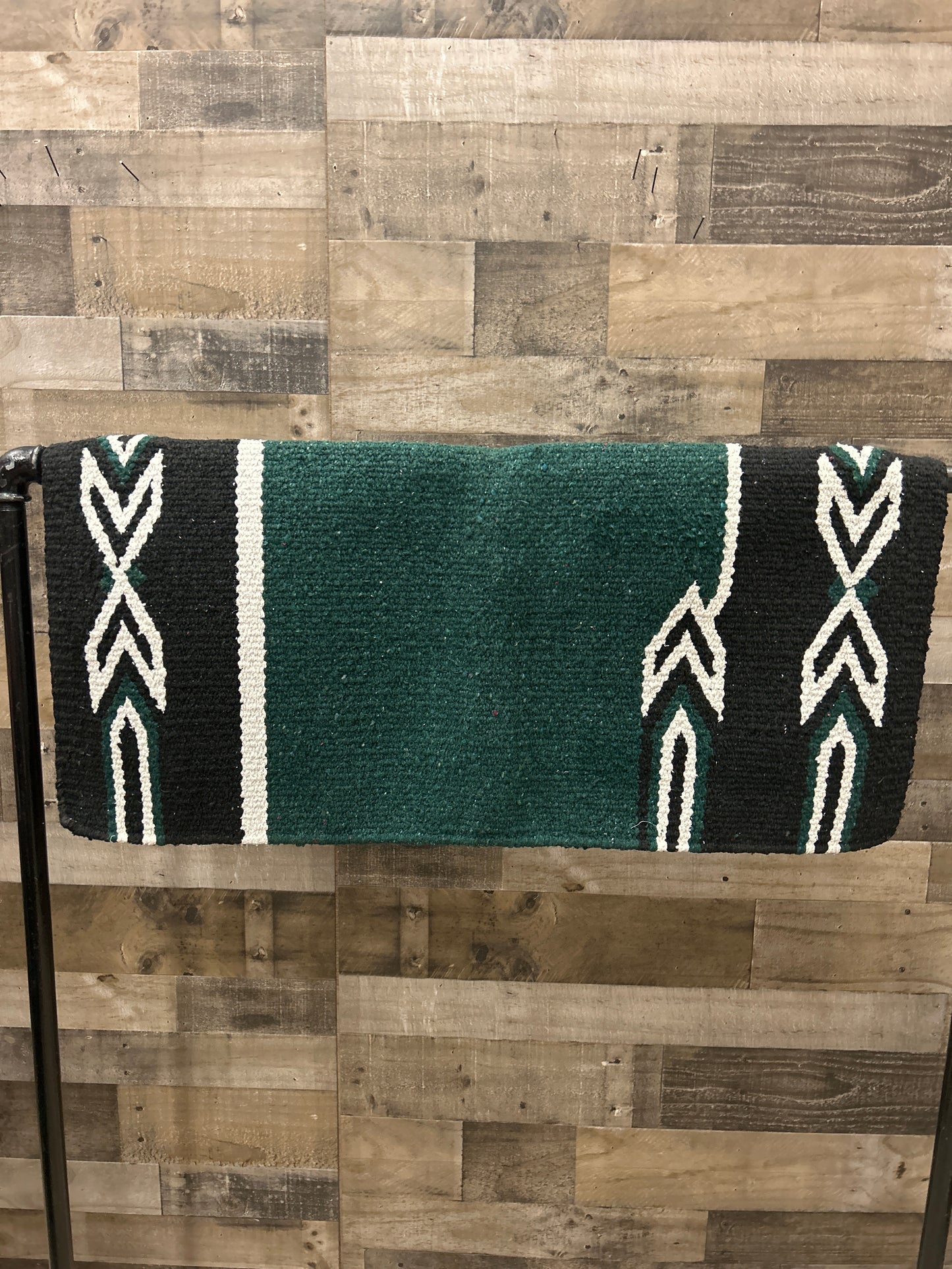 TOMAHAWK ACRYLIC BLEND SADDLE BLANKET