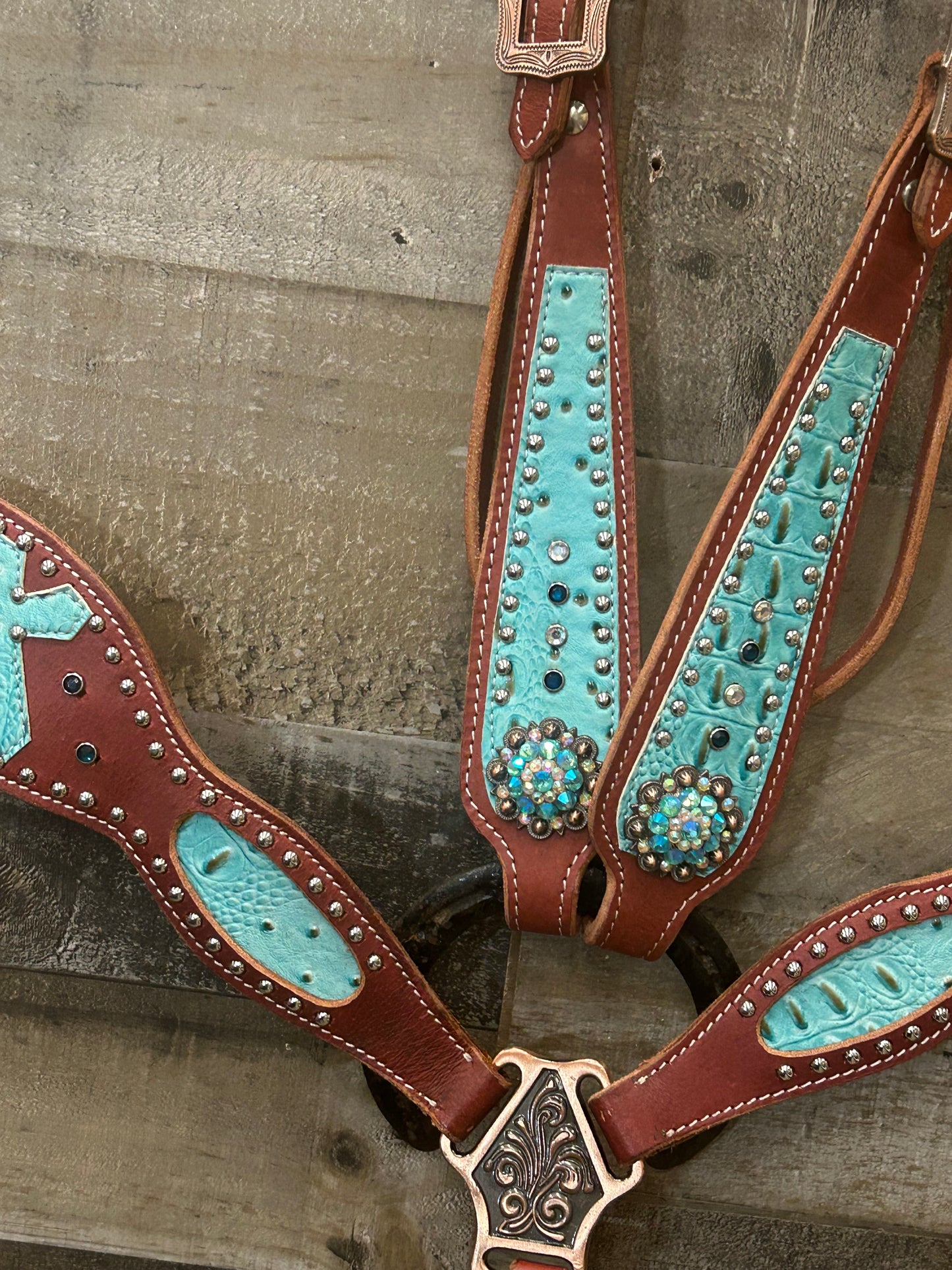 Full Grain Leather Tack Set