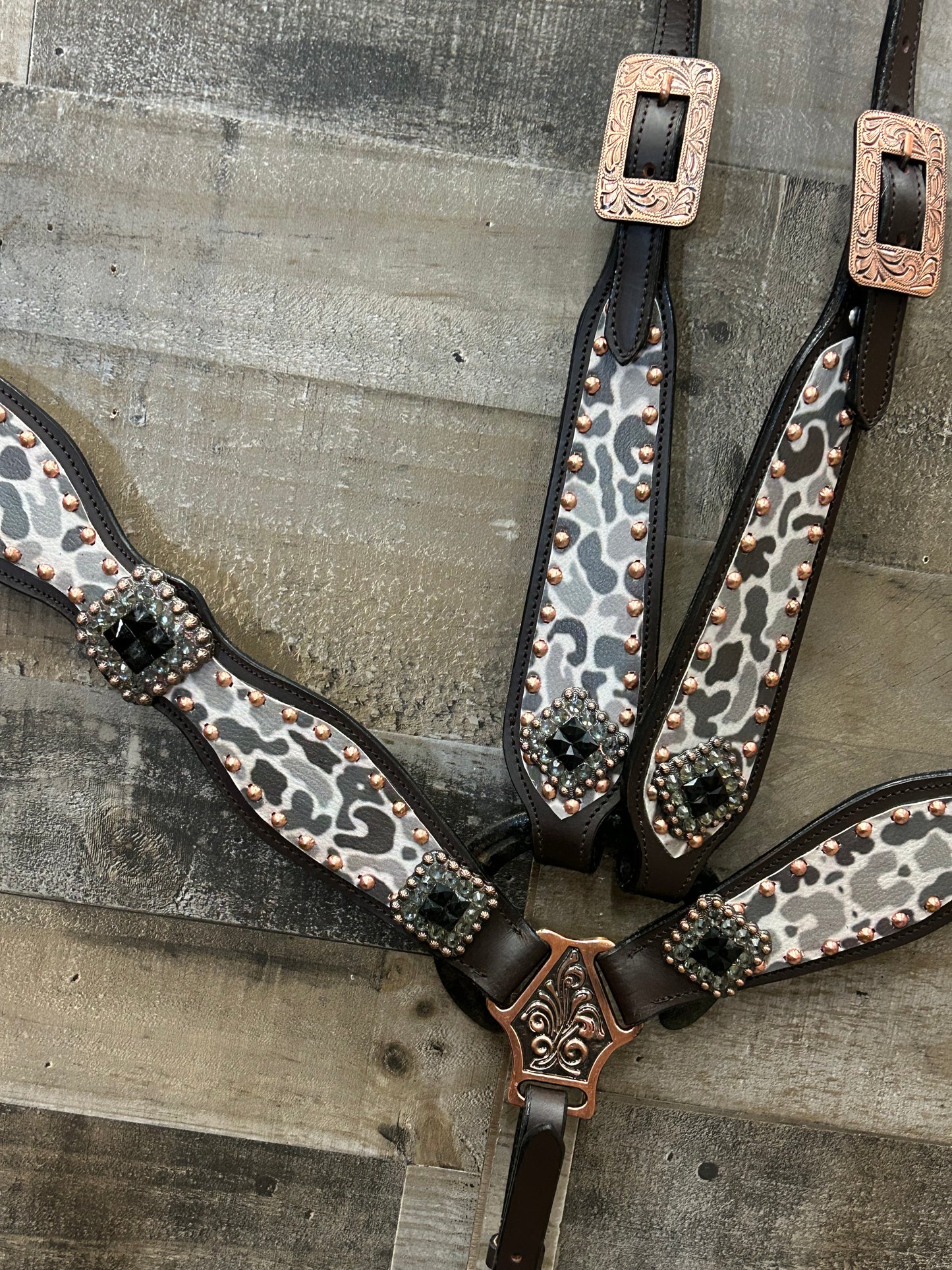 Camo Tack Set