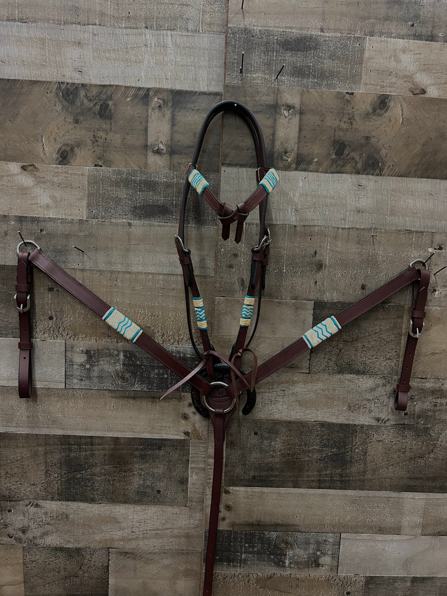 Hot Oiled Tack Set
