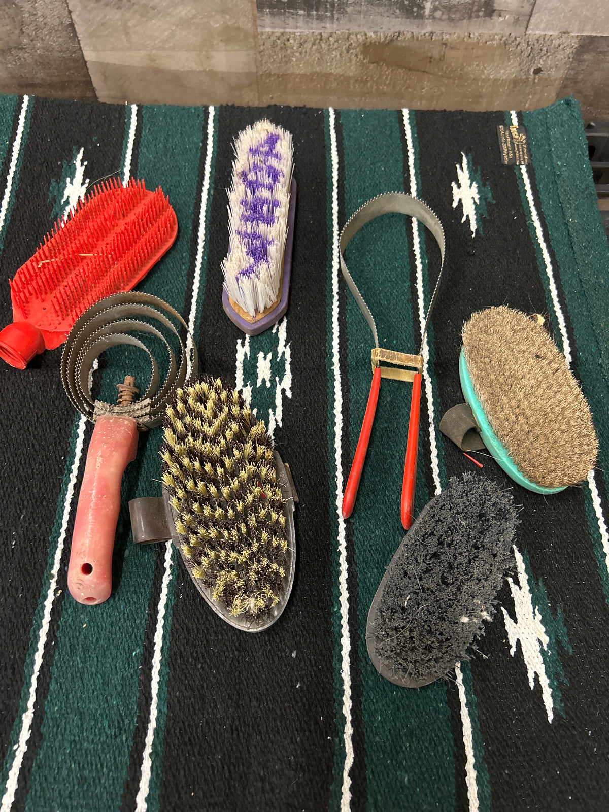 7 Piece Used Grooming Supplies