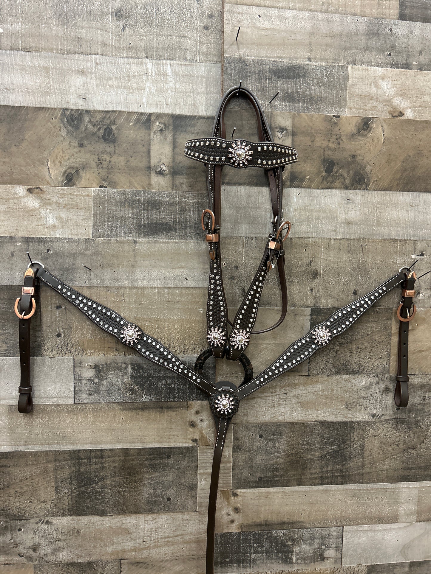 Hot Oiled Tack Set
