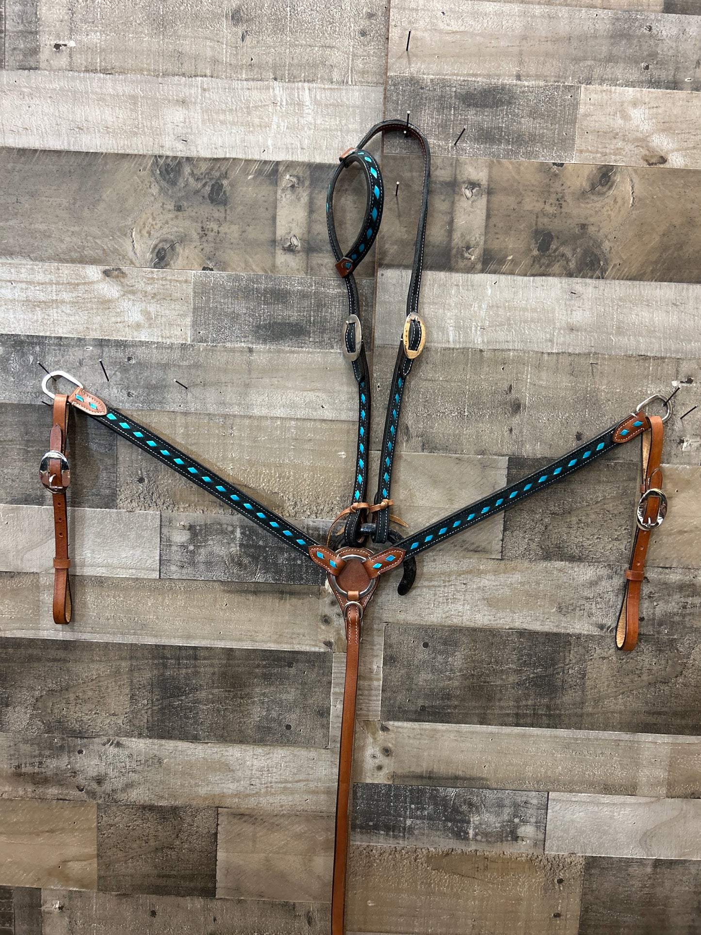 Leather Roughout Tack set