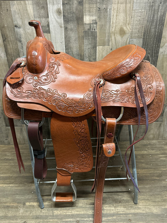 16" Western Draft Saddle 8" Gullet (Free Shipping )